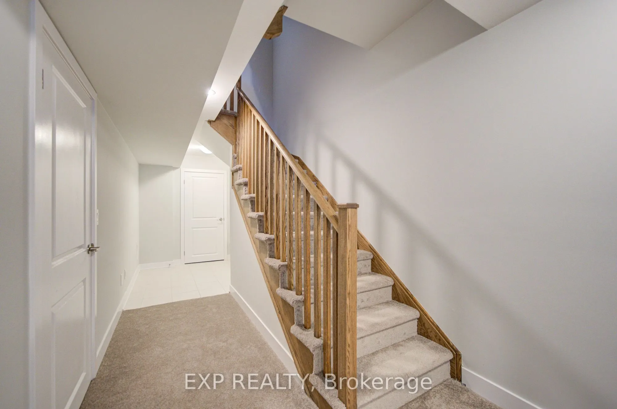 1095 Thompson Drive