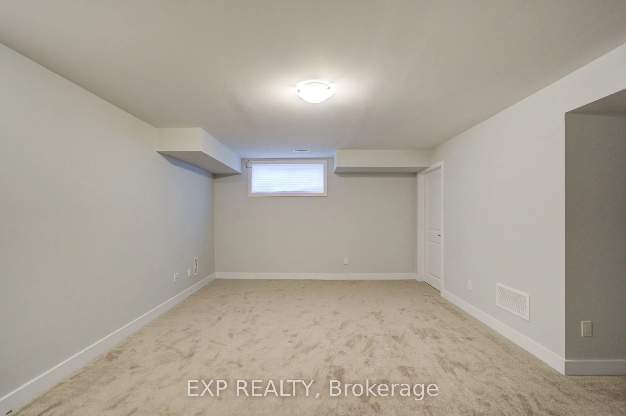 1095 Thompson Drive