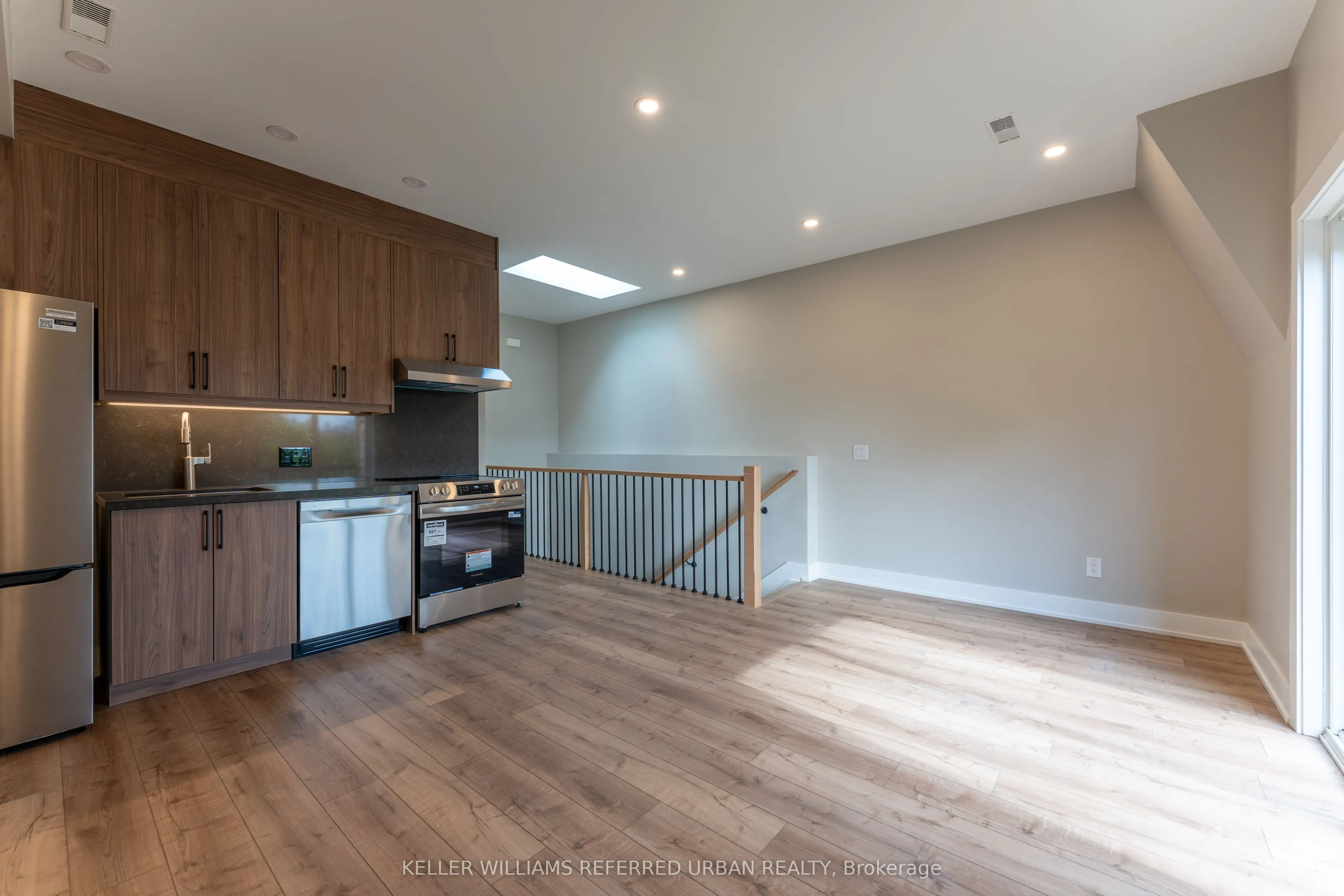 352 Jones Avenue #4