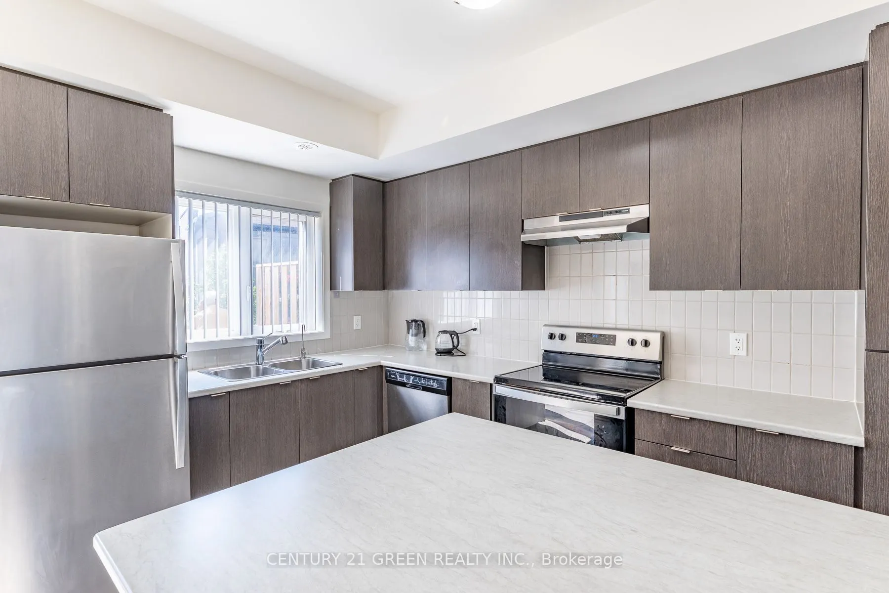 1525 Kingston Road #406