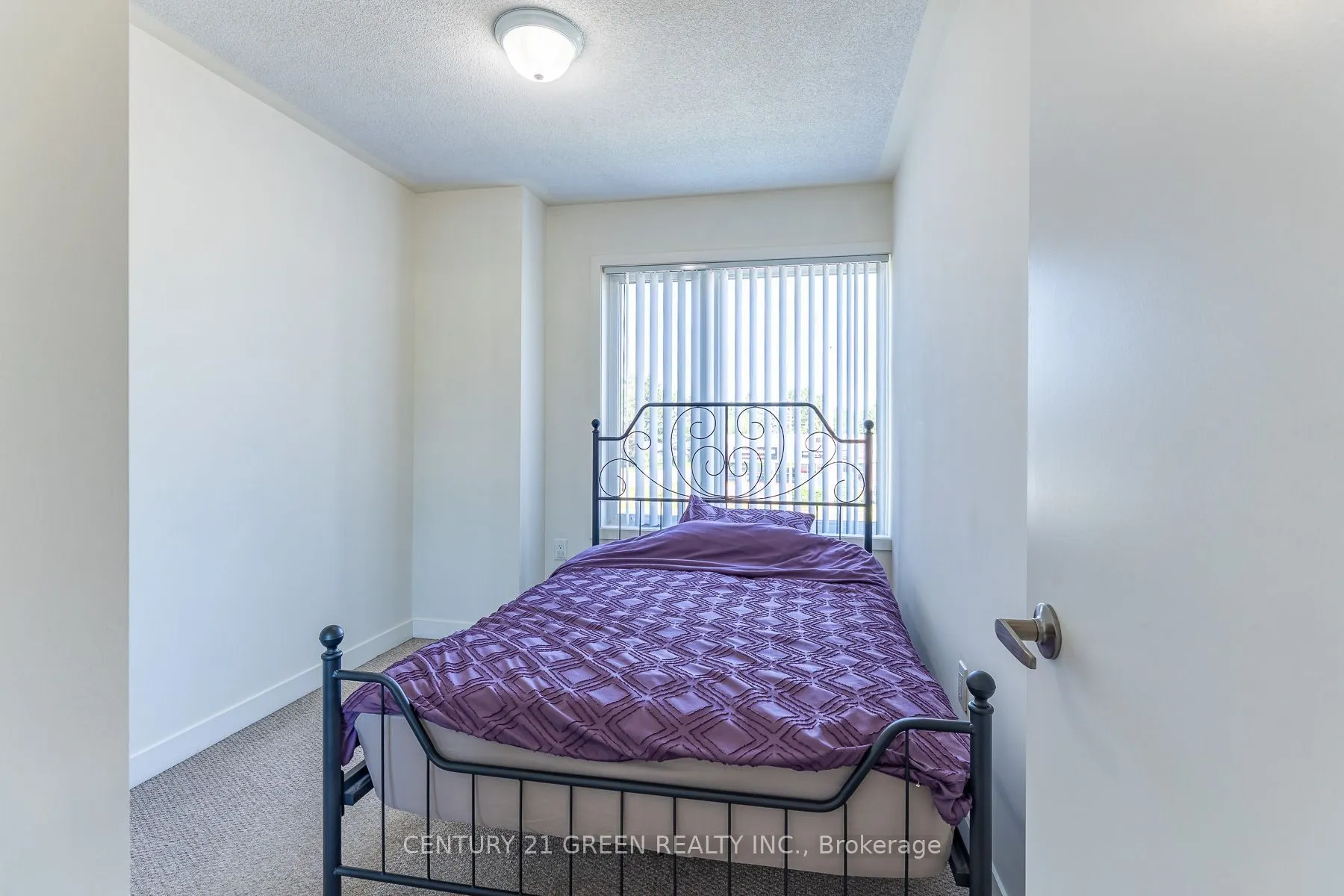 1525 Kingston Road #406