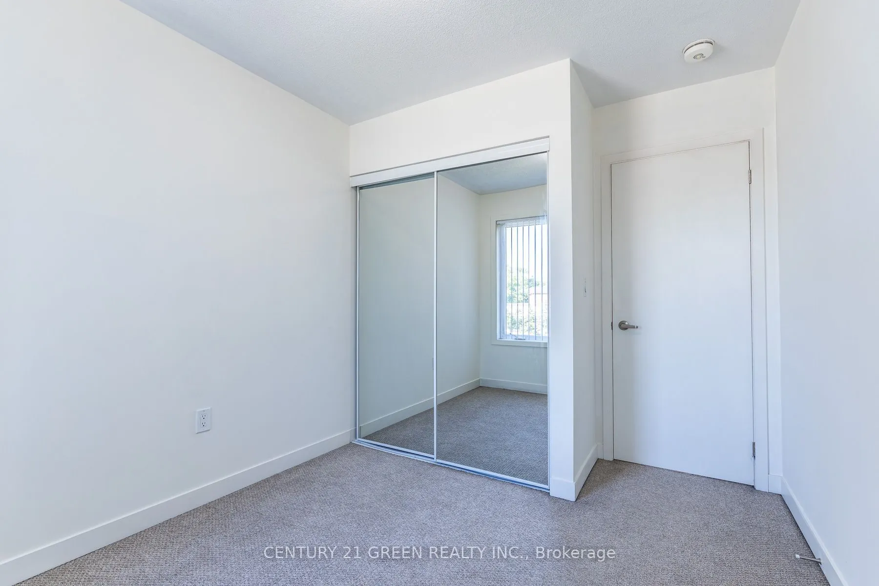 1525 Kingston Road #406