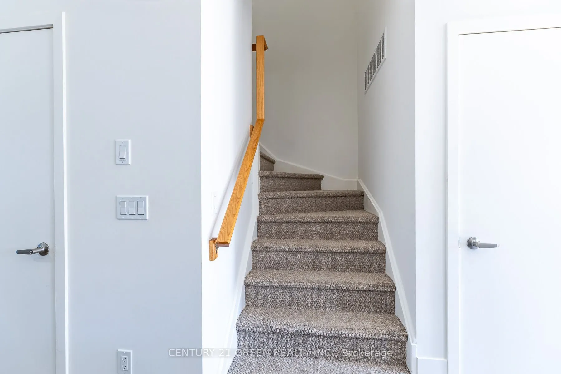 1525 Kingston Road #406