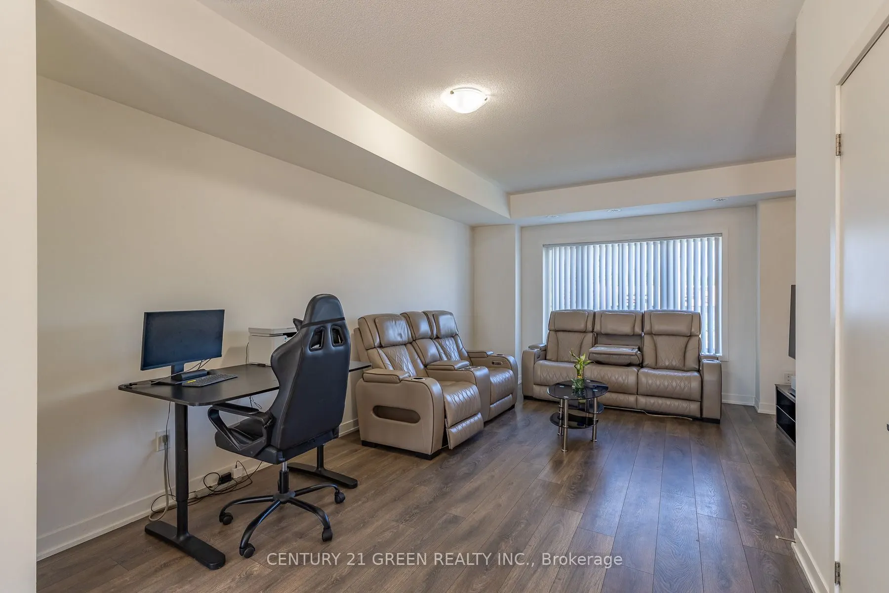 1525 Kingston Road #406