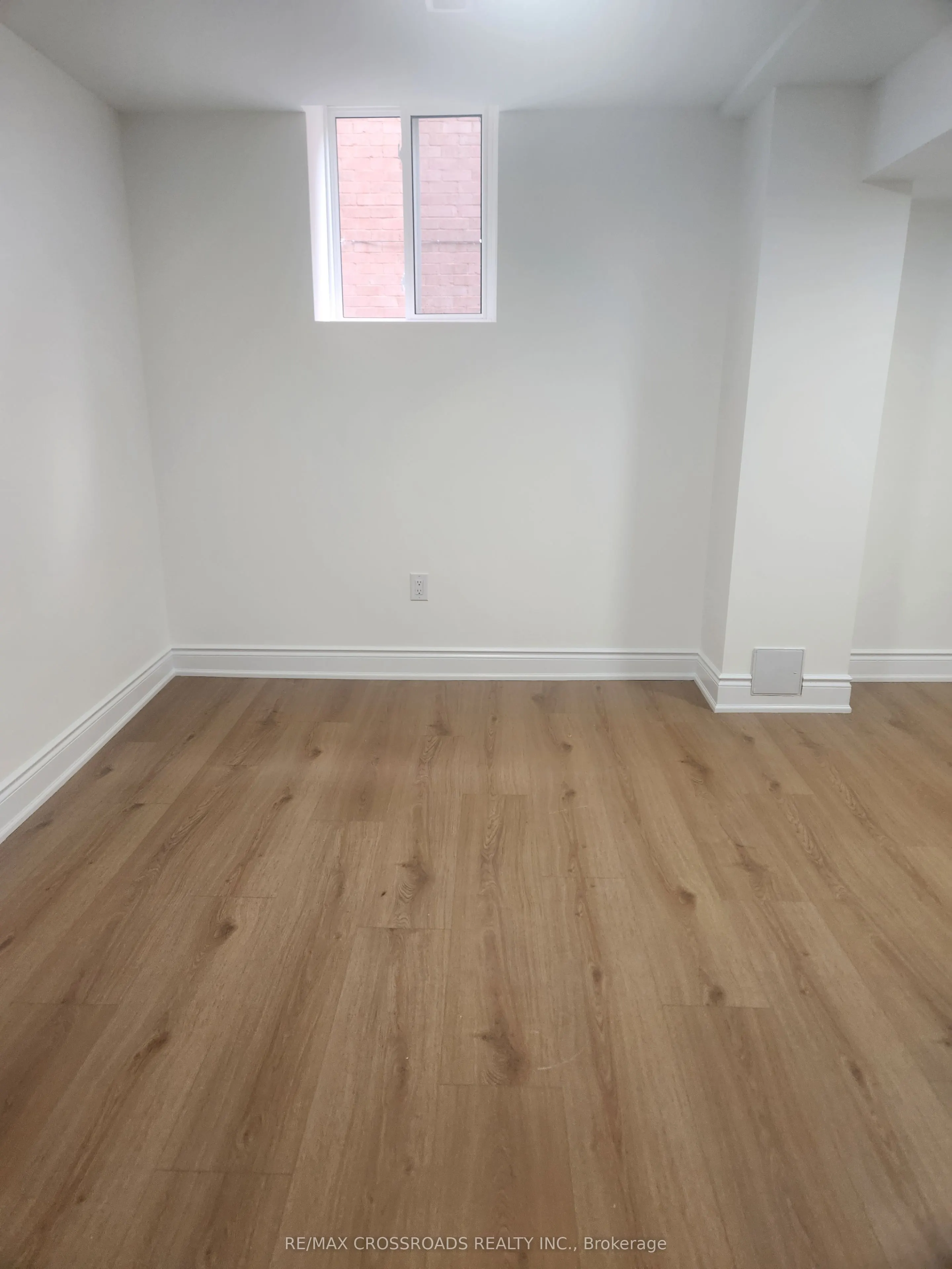 16 Mantell Crescent #Bsmnt