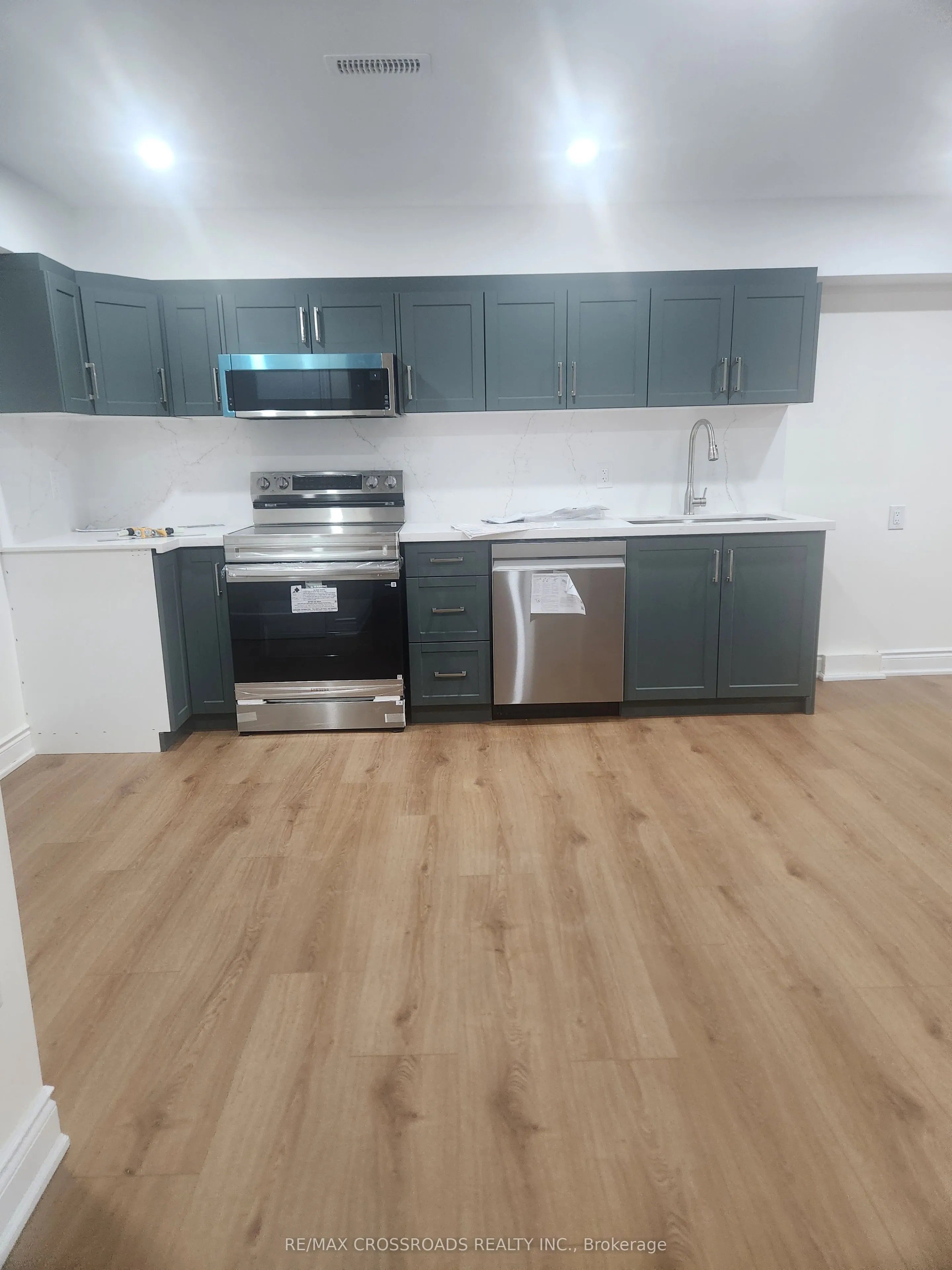 16 Mantell Crescent #Bsmnt