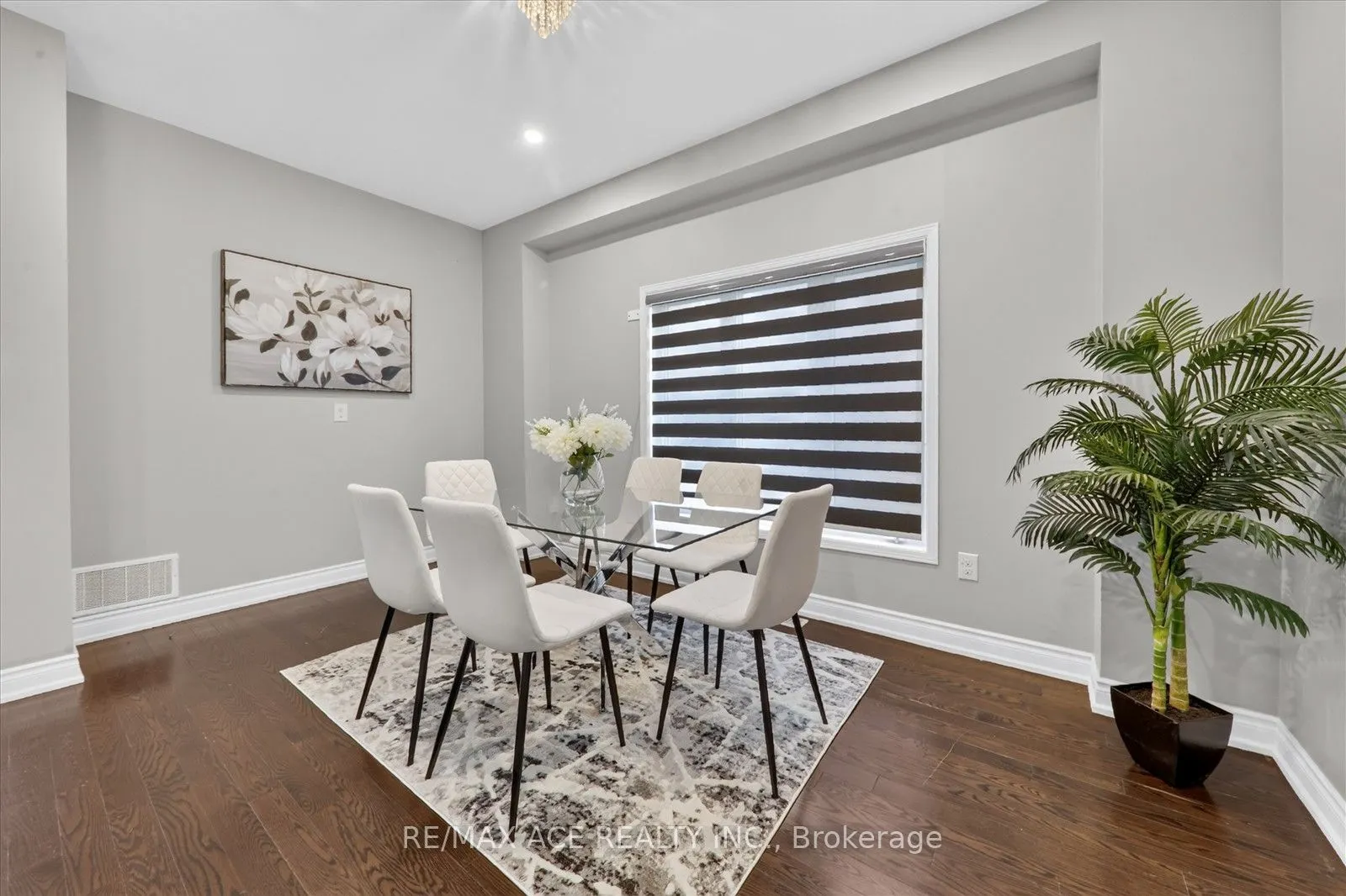39 Skelton Crescent
