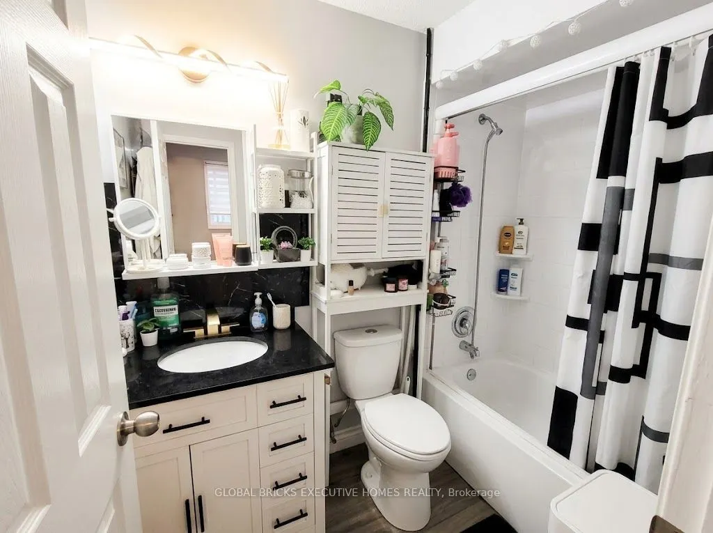 1010 Glen Street #124