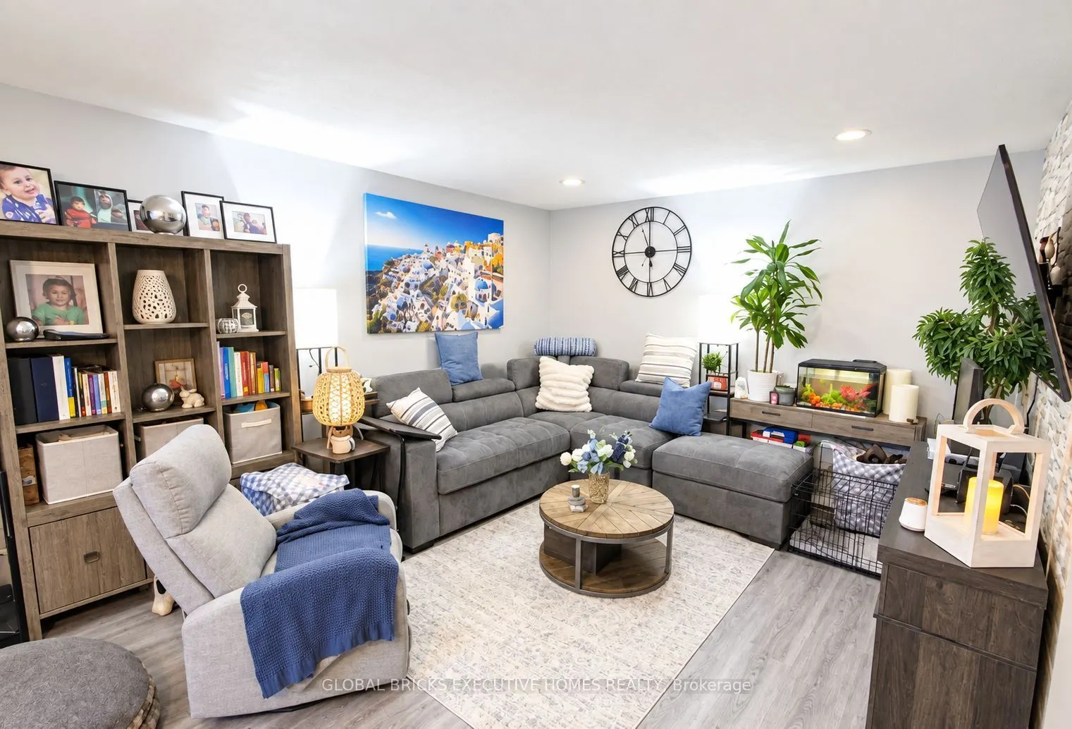 1010 Glen Street #124