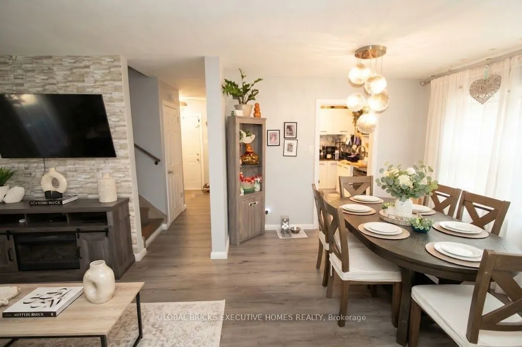 1010 Glen Street #124