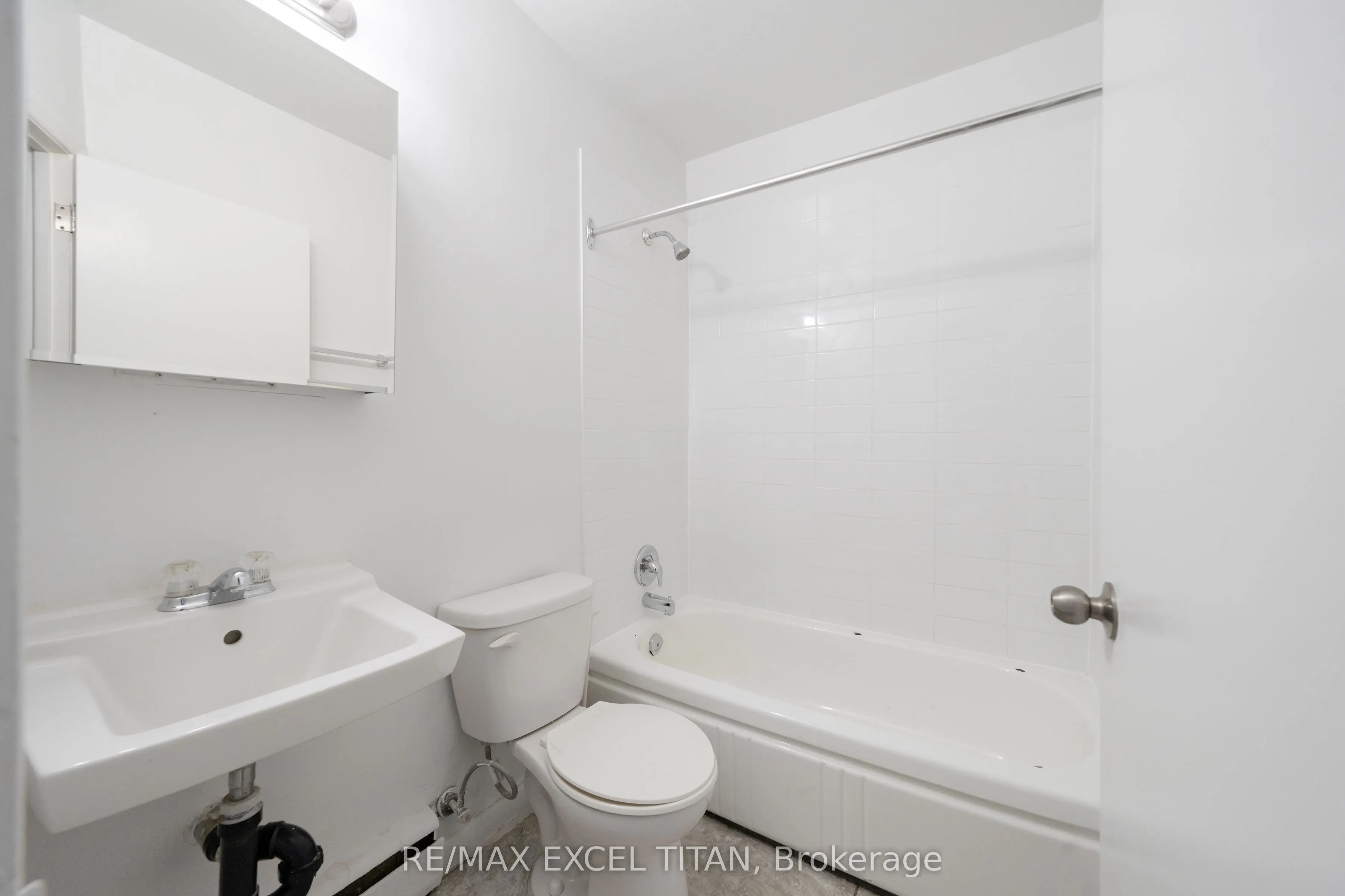 1201 Cedar Street #6