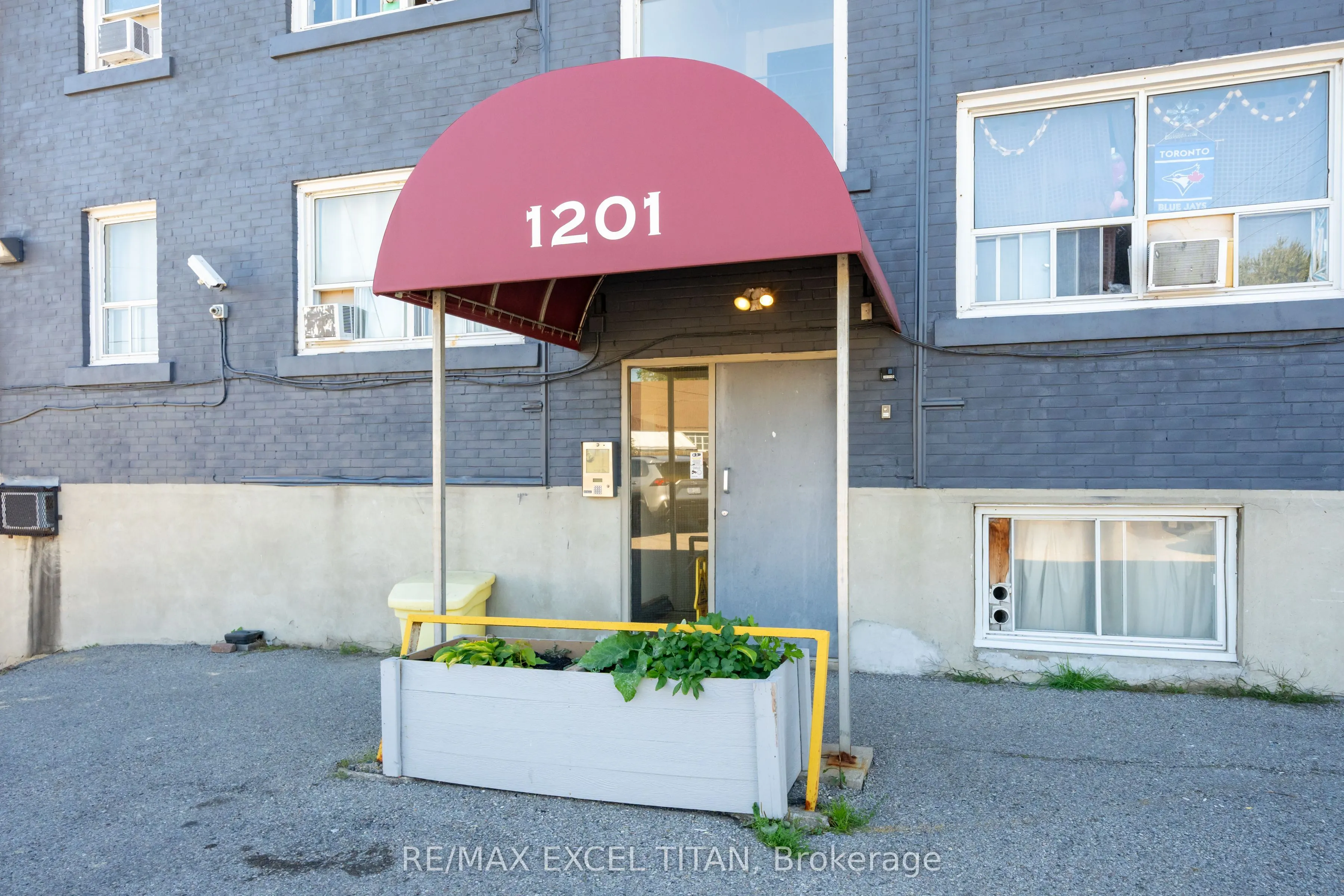 1201 Cedar Street #6