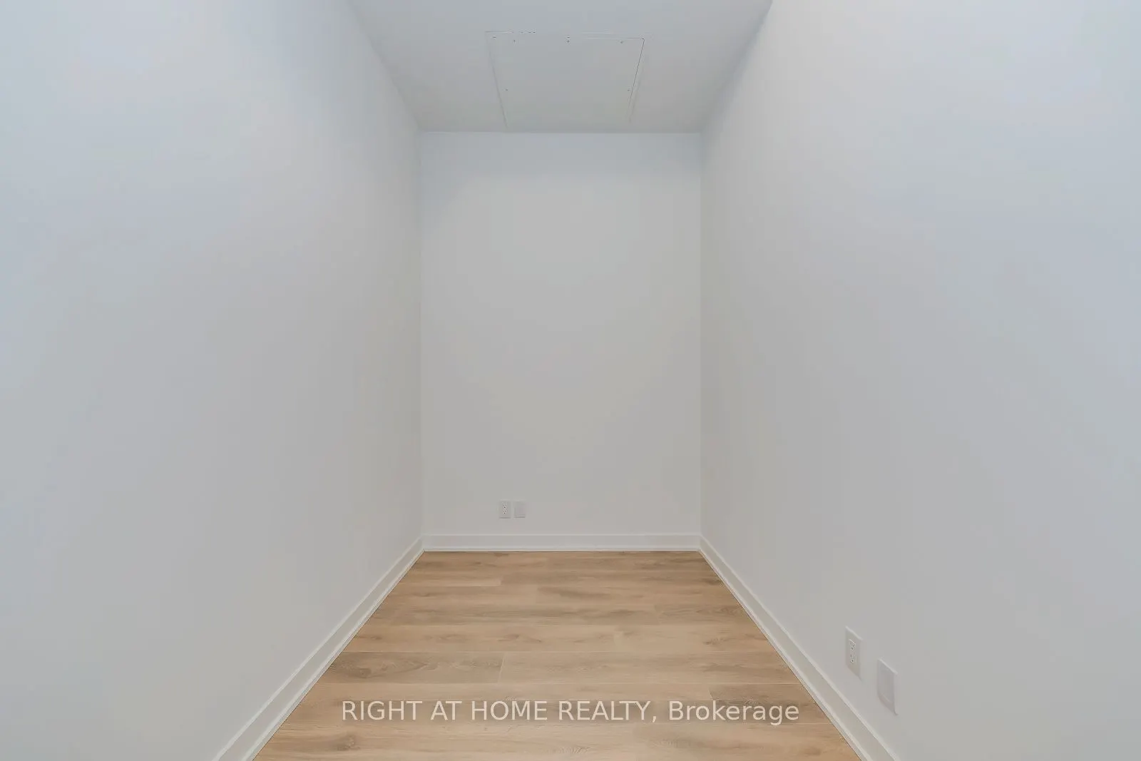 2 Manderley Drive #101