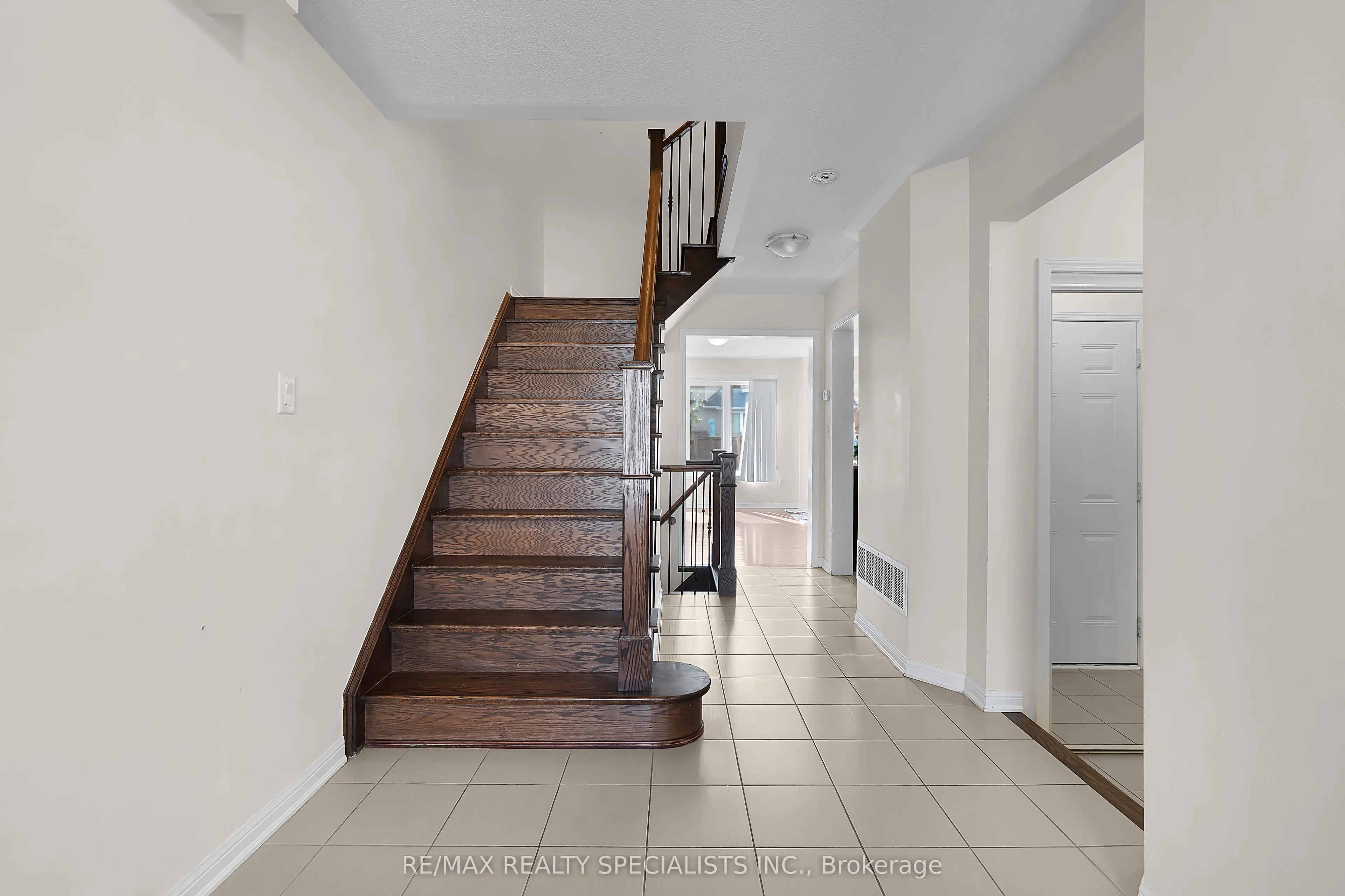 7 Stotts Terrace