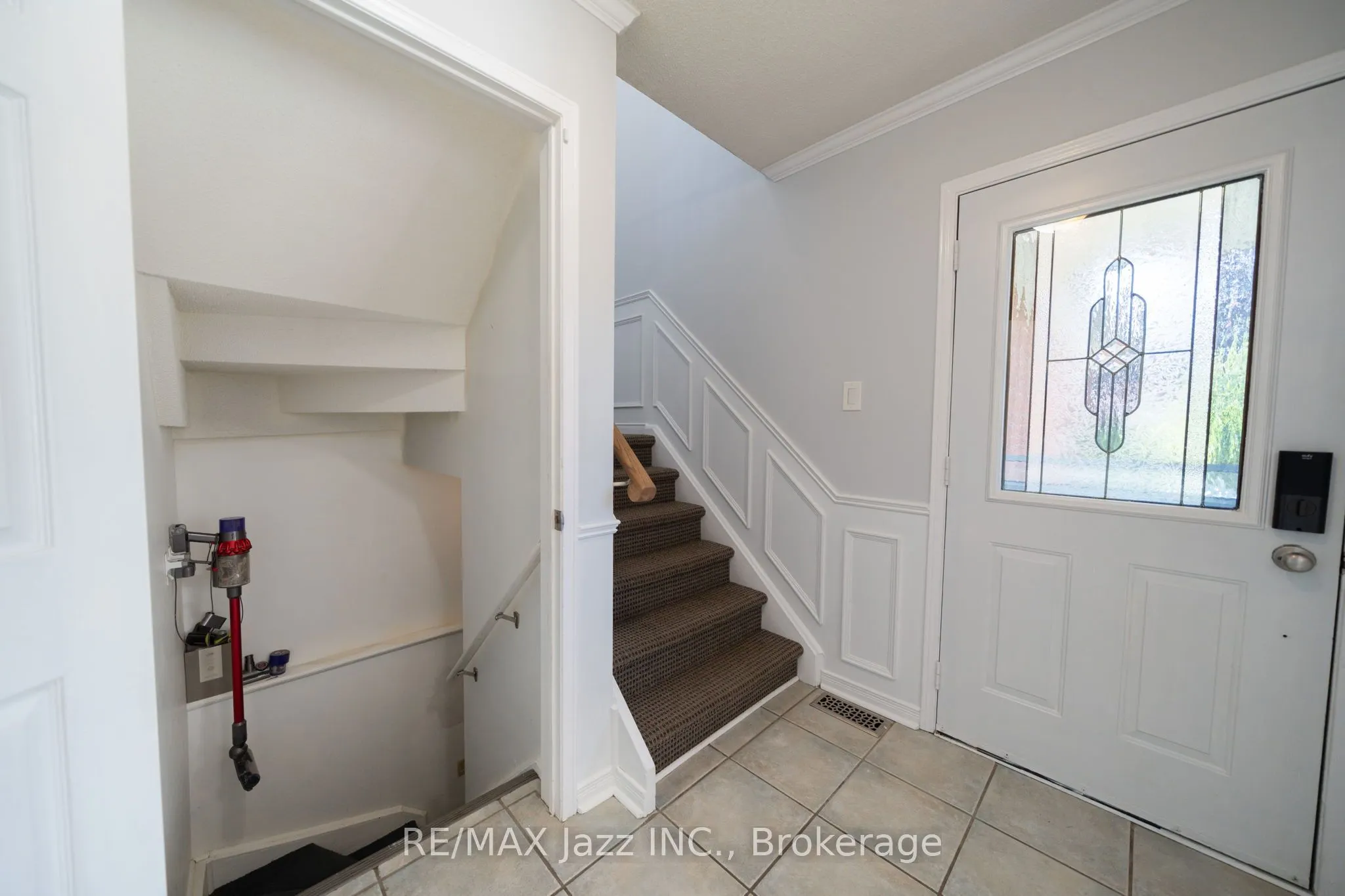 110 Freeland Avenue