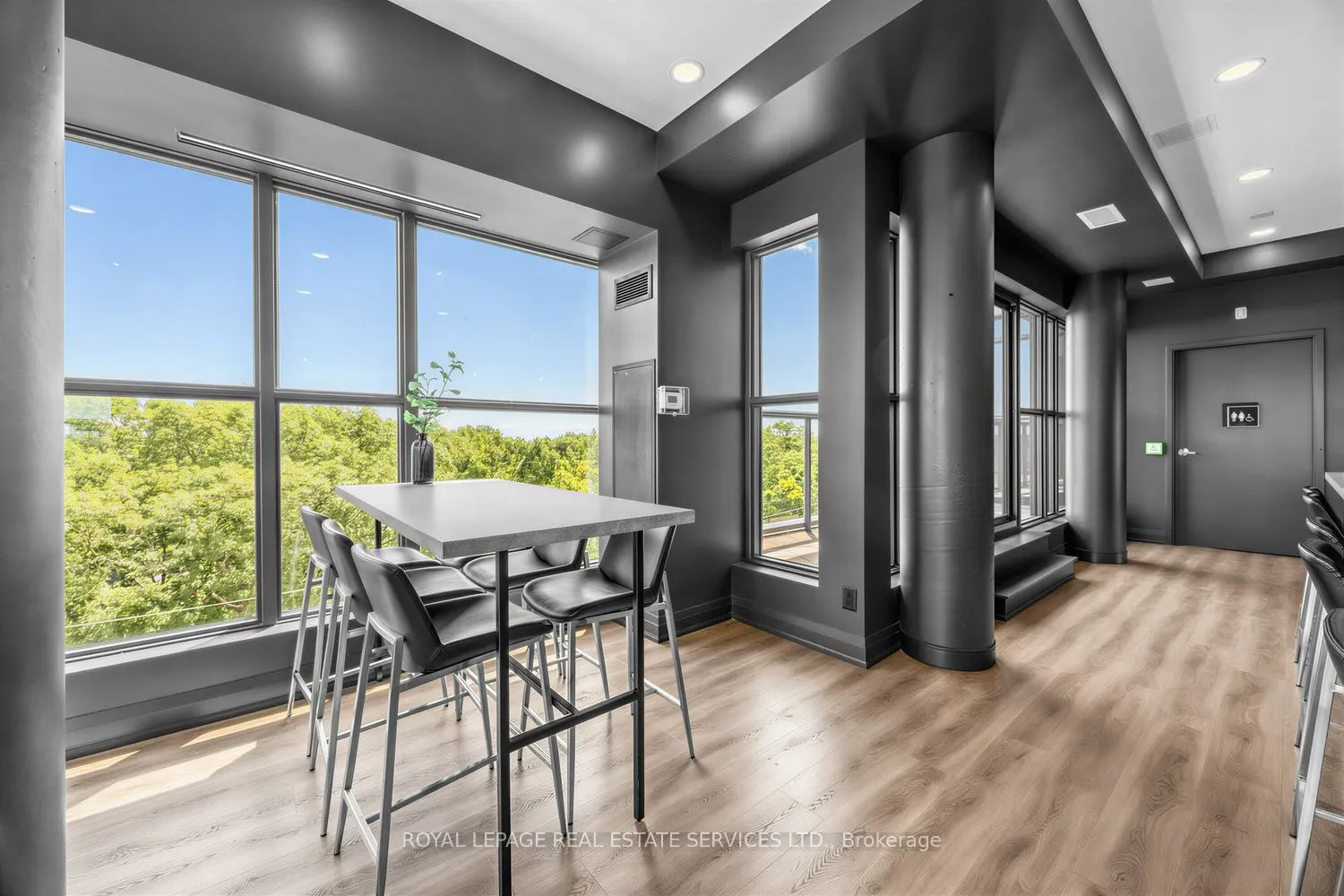 1400 Kingston Road #105