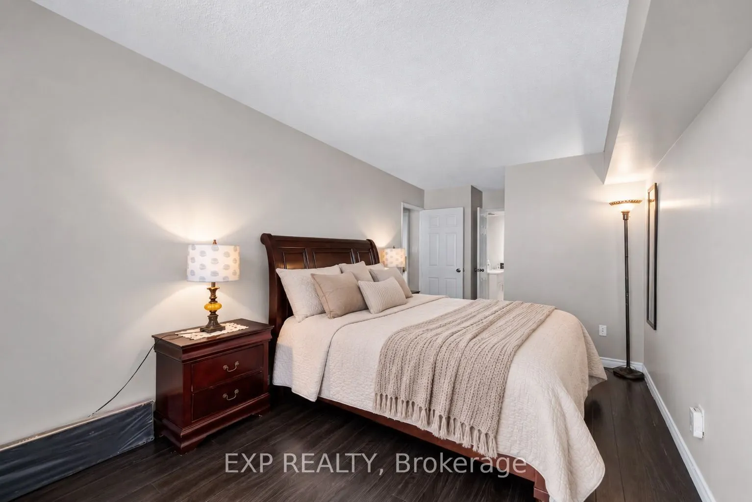 10 Dean Park Road #1108