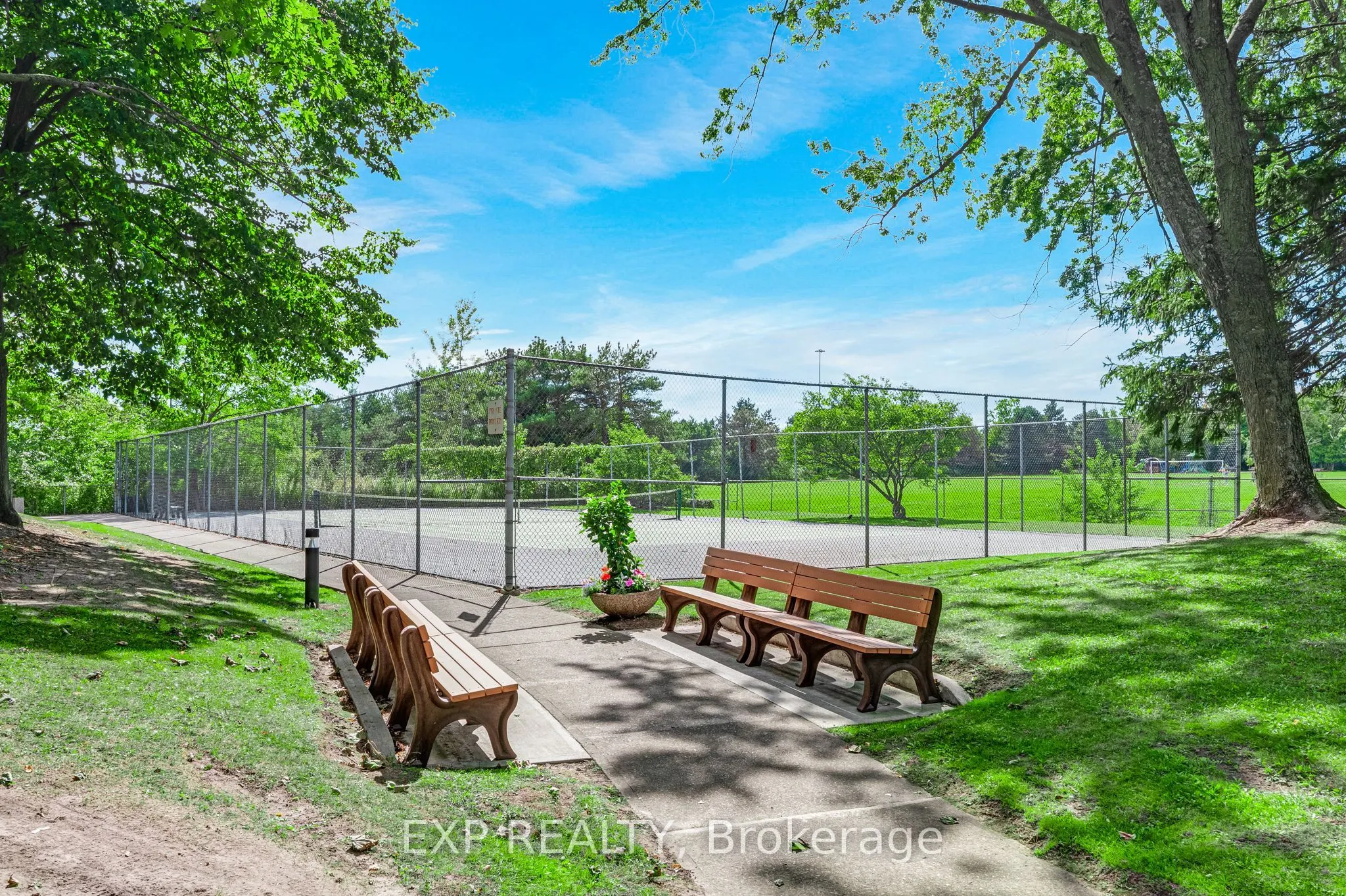 10 Dean Park Road #1108