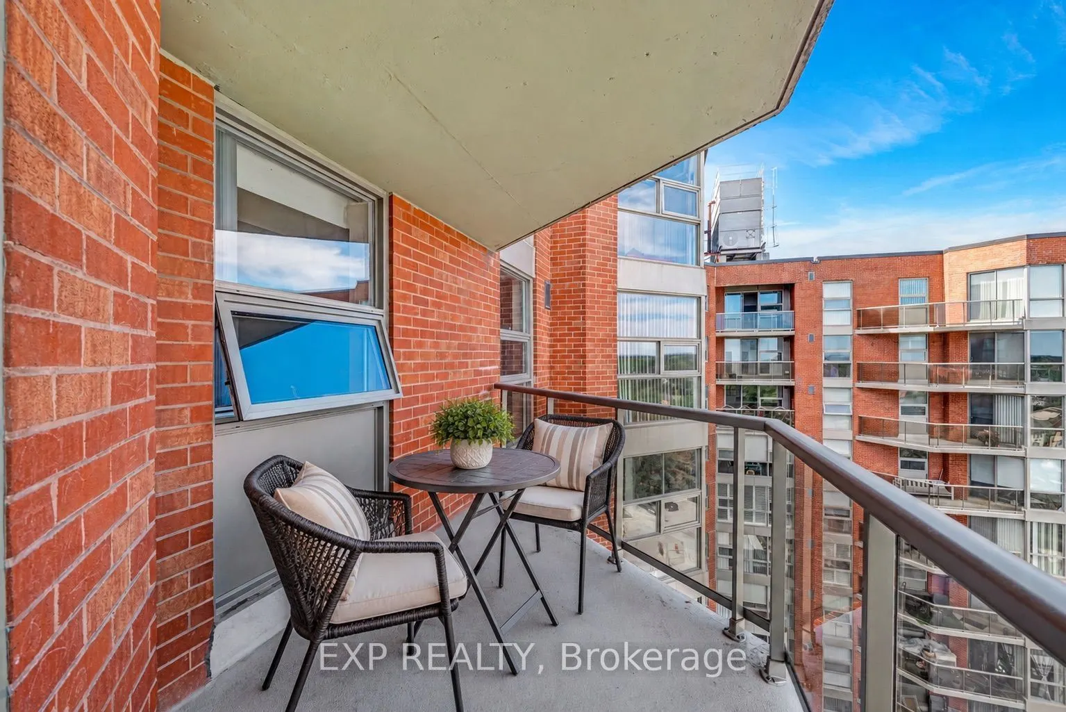 10 Dean Park Road #1108