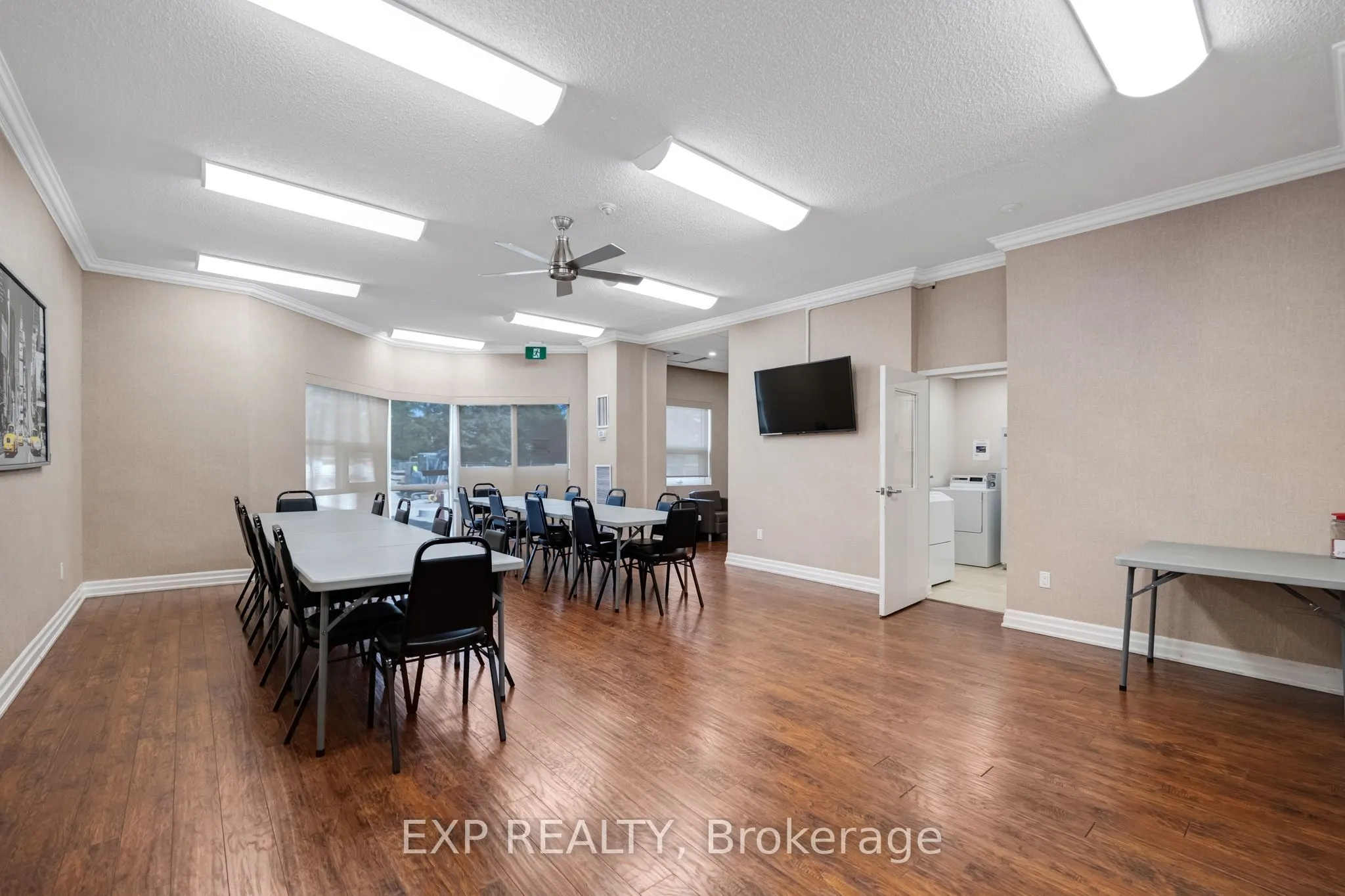 10 Dean Park Road #1108
