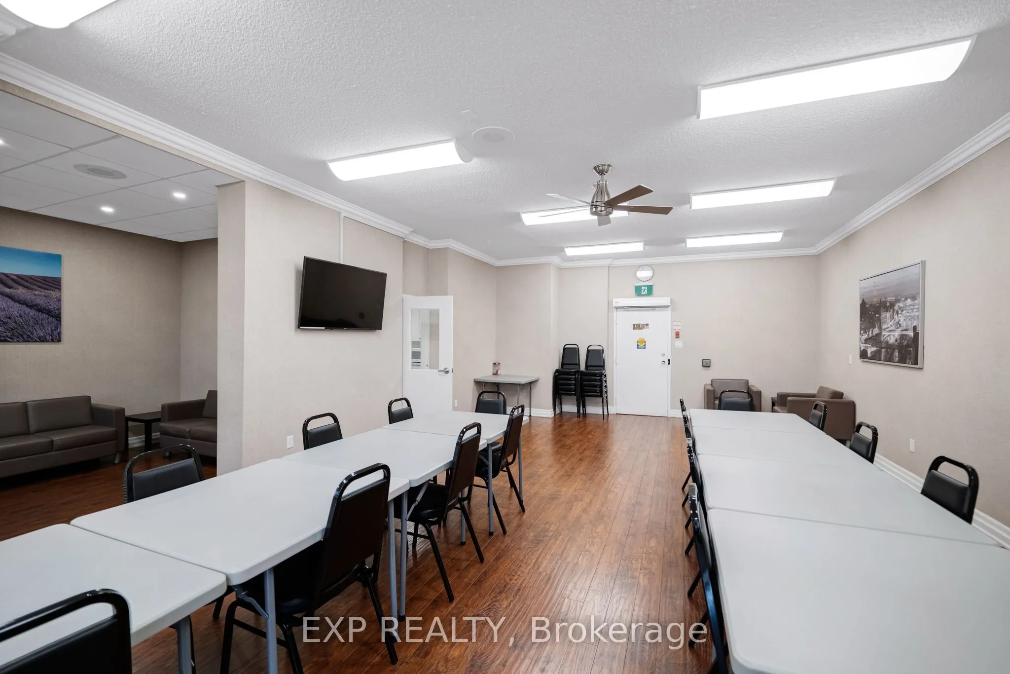 10 Dean Park Road #1108