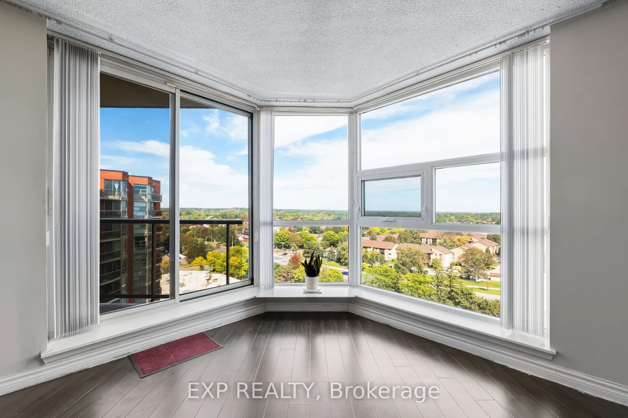 10 Dean Park Road #1108