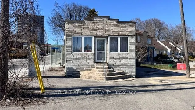 104 Danforth Road