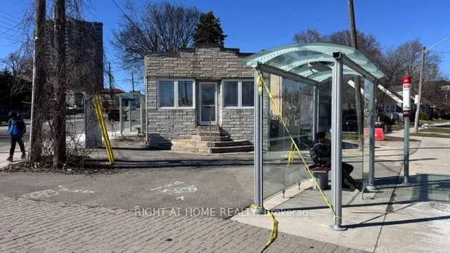 104 Danforth Road