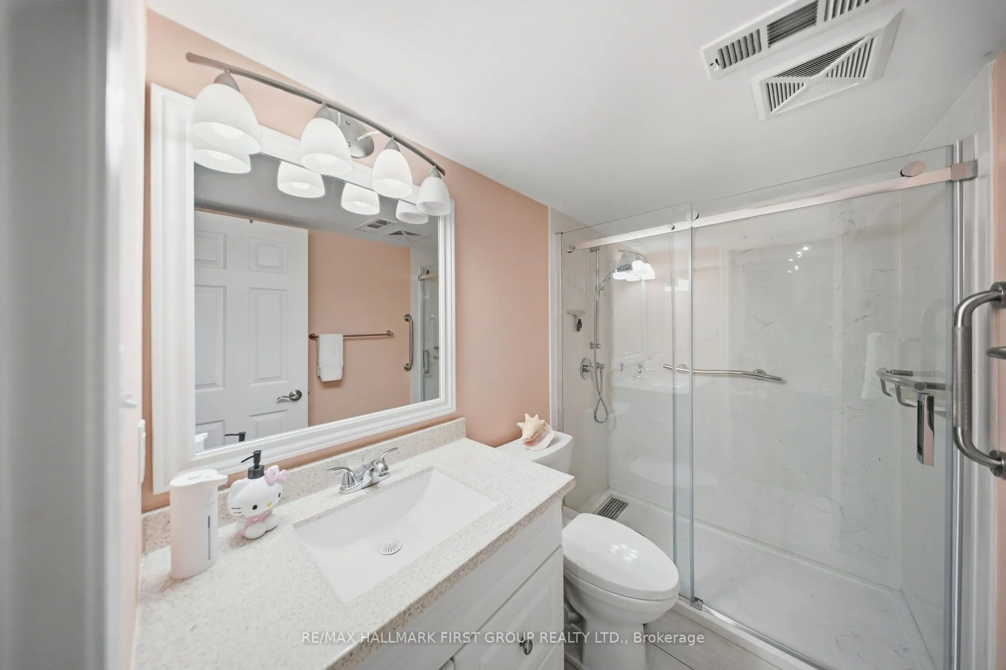 8 Petra Way #3