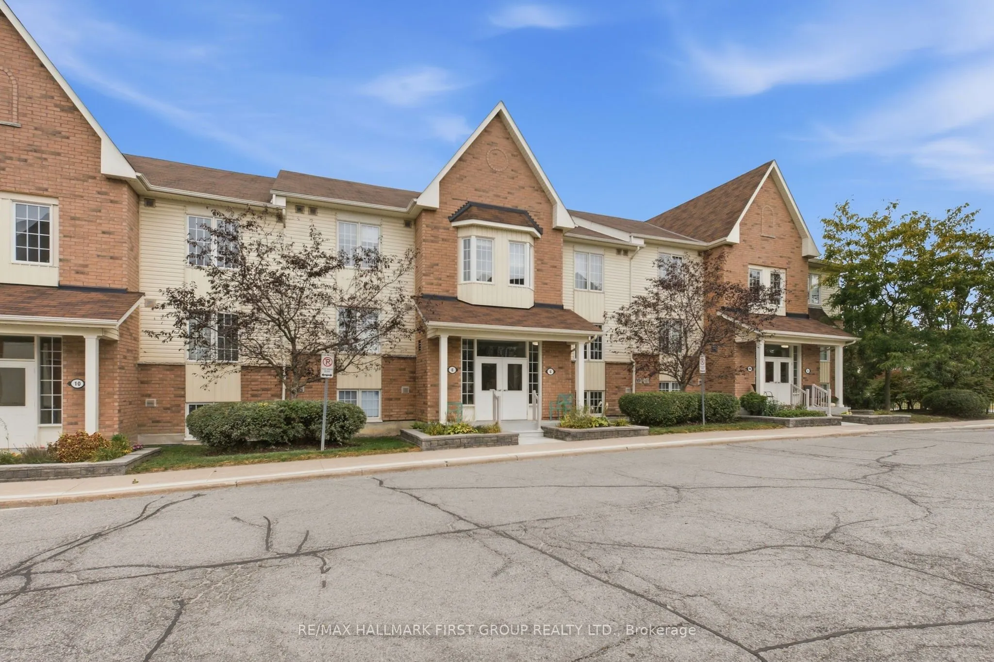 8 Petra Way #3