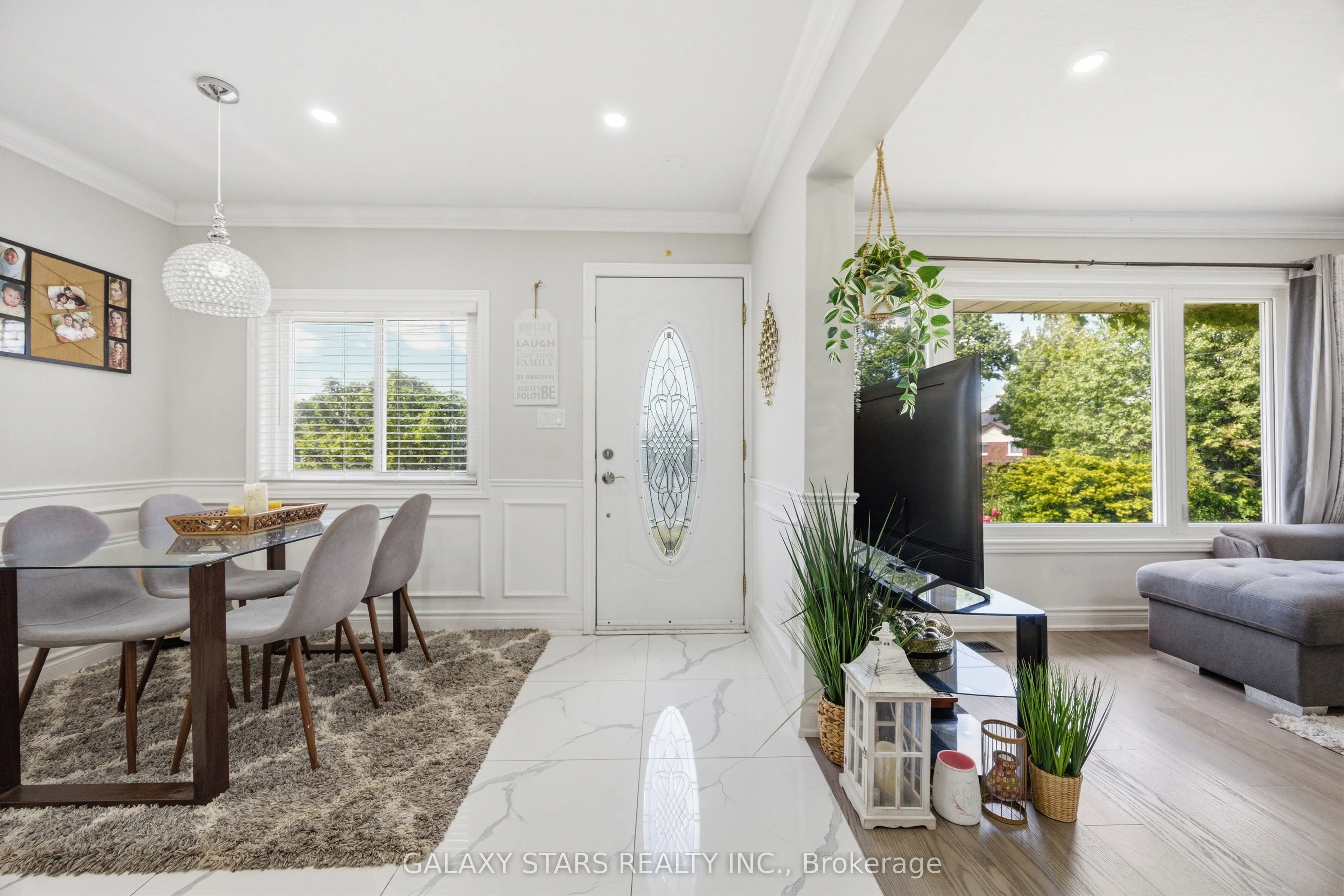 1177 Lisgar Avenue