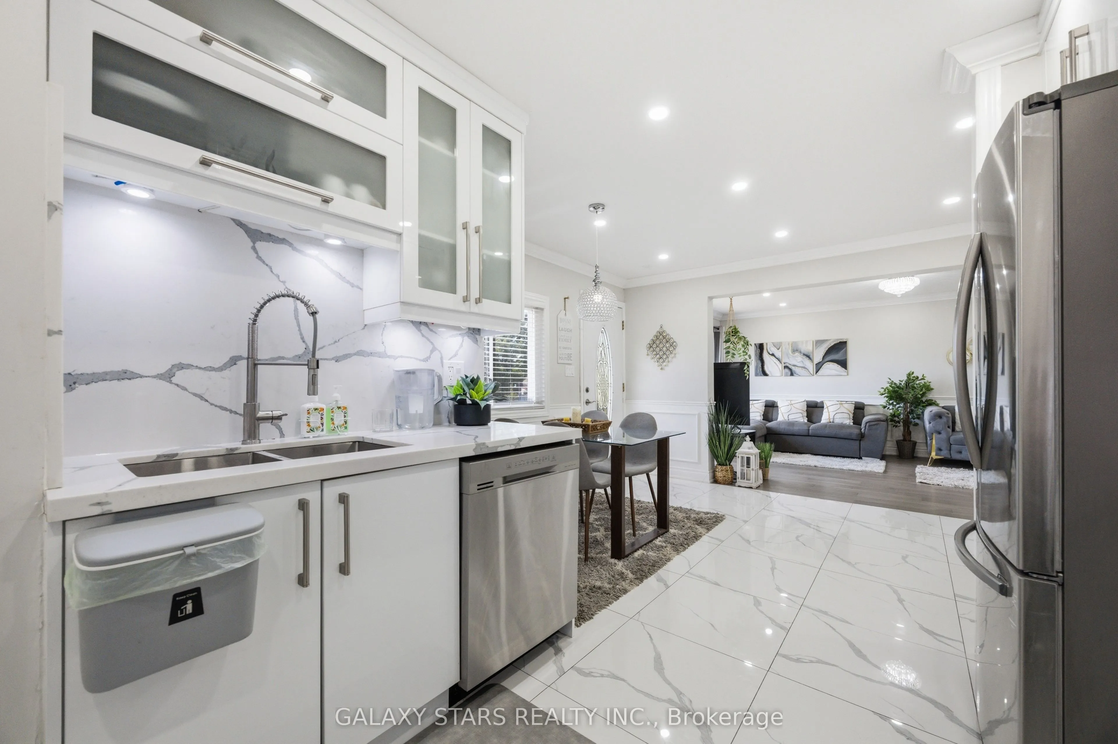 1177 Lisgar Avenue