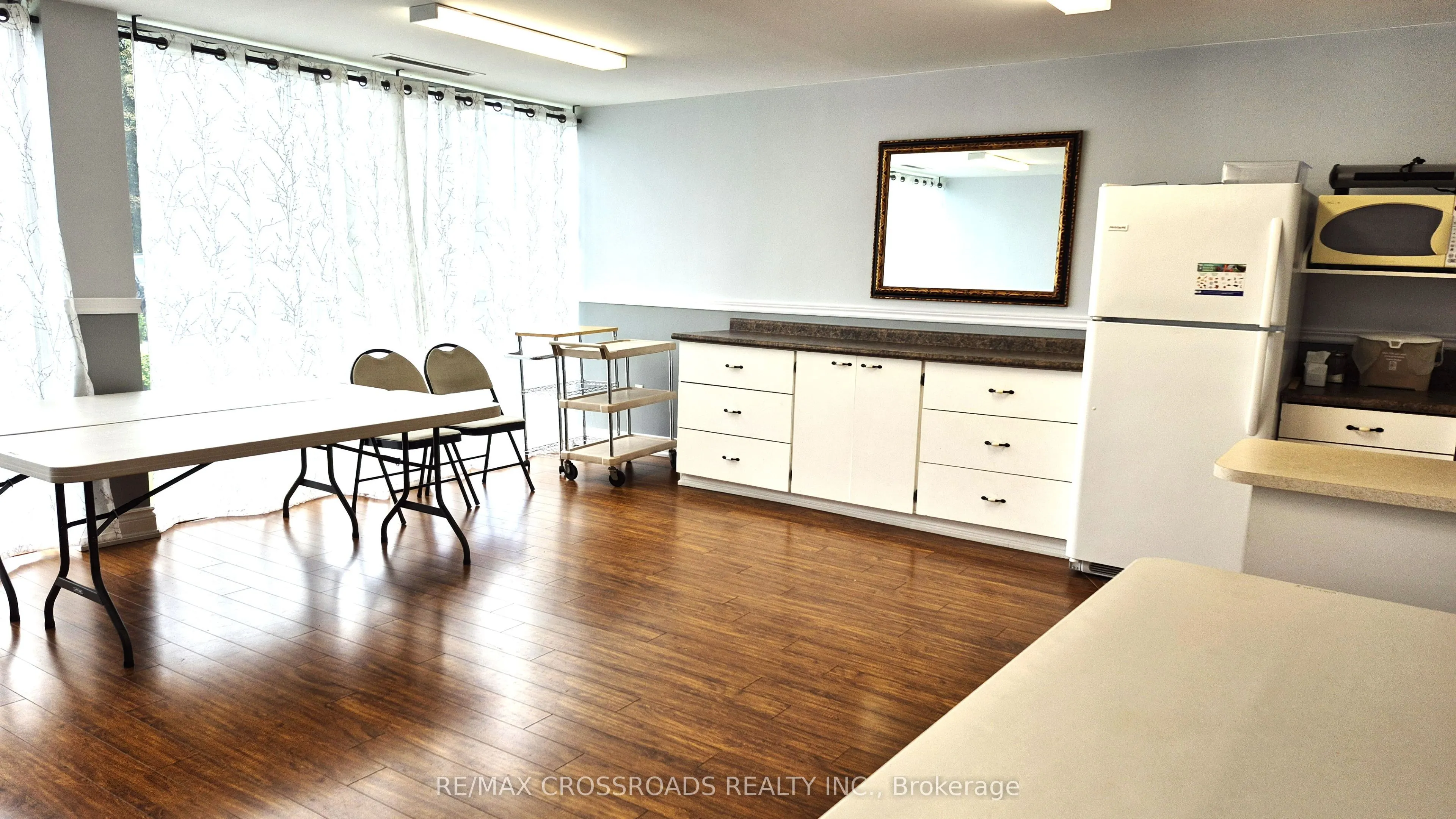 92 Church Street S #406
