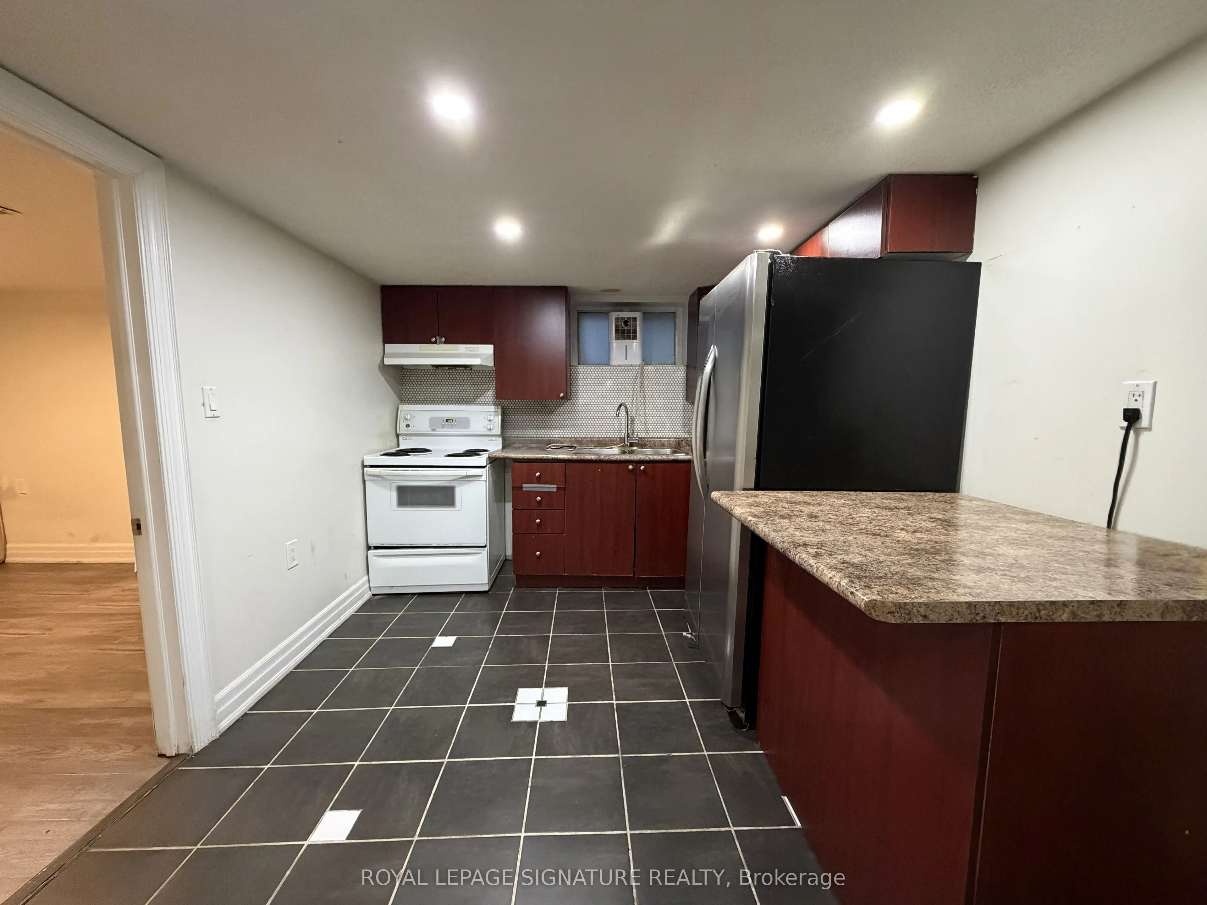 118 Harding Boulevard #Bsmt