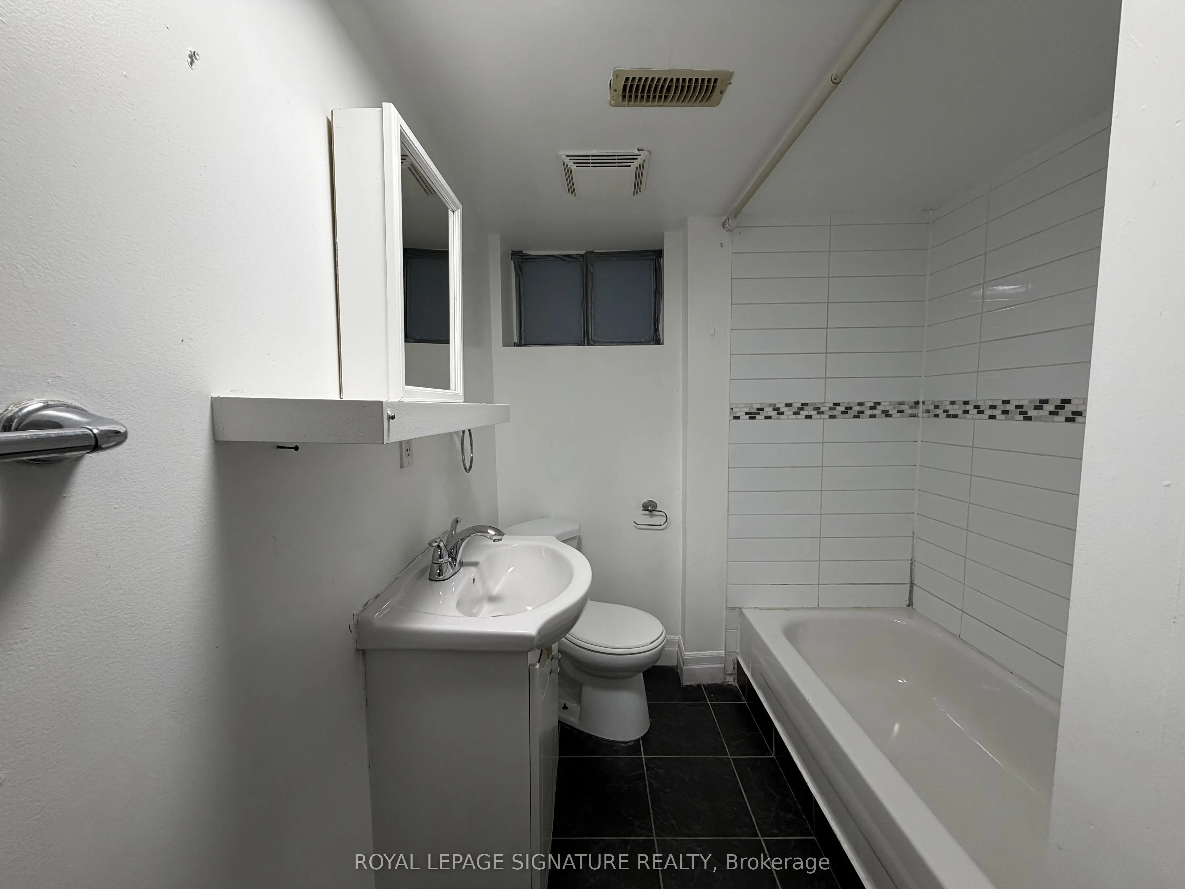 118 Harding Boulevard #Bsmt