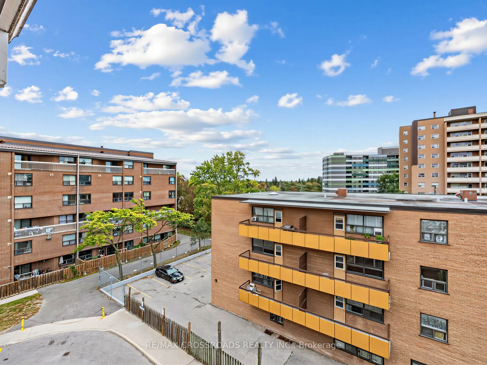 4060 Lawrence Avenue E #504