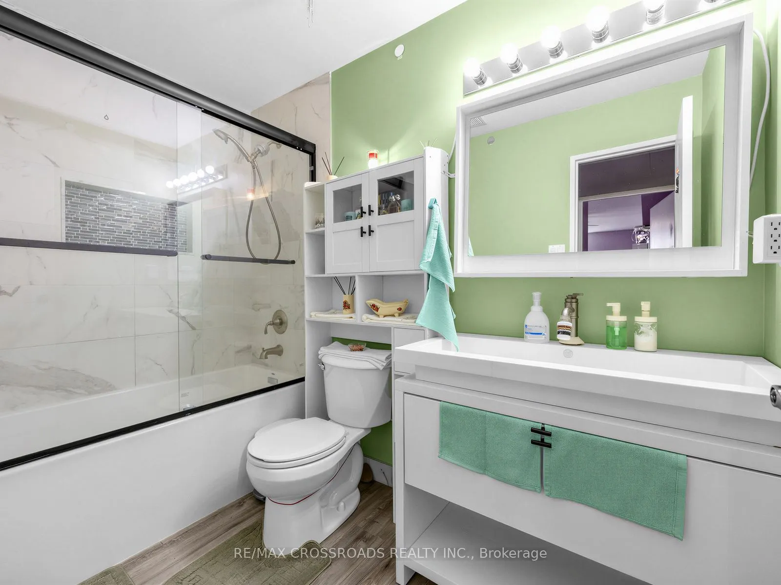 4060 Lawrence Avenue E #504