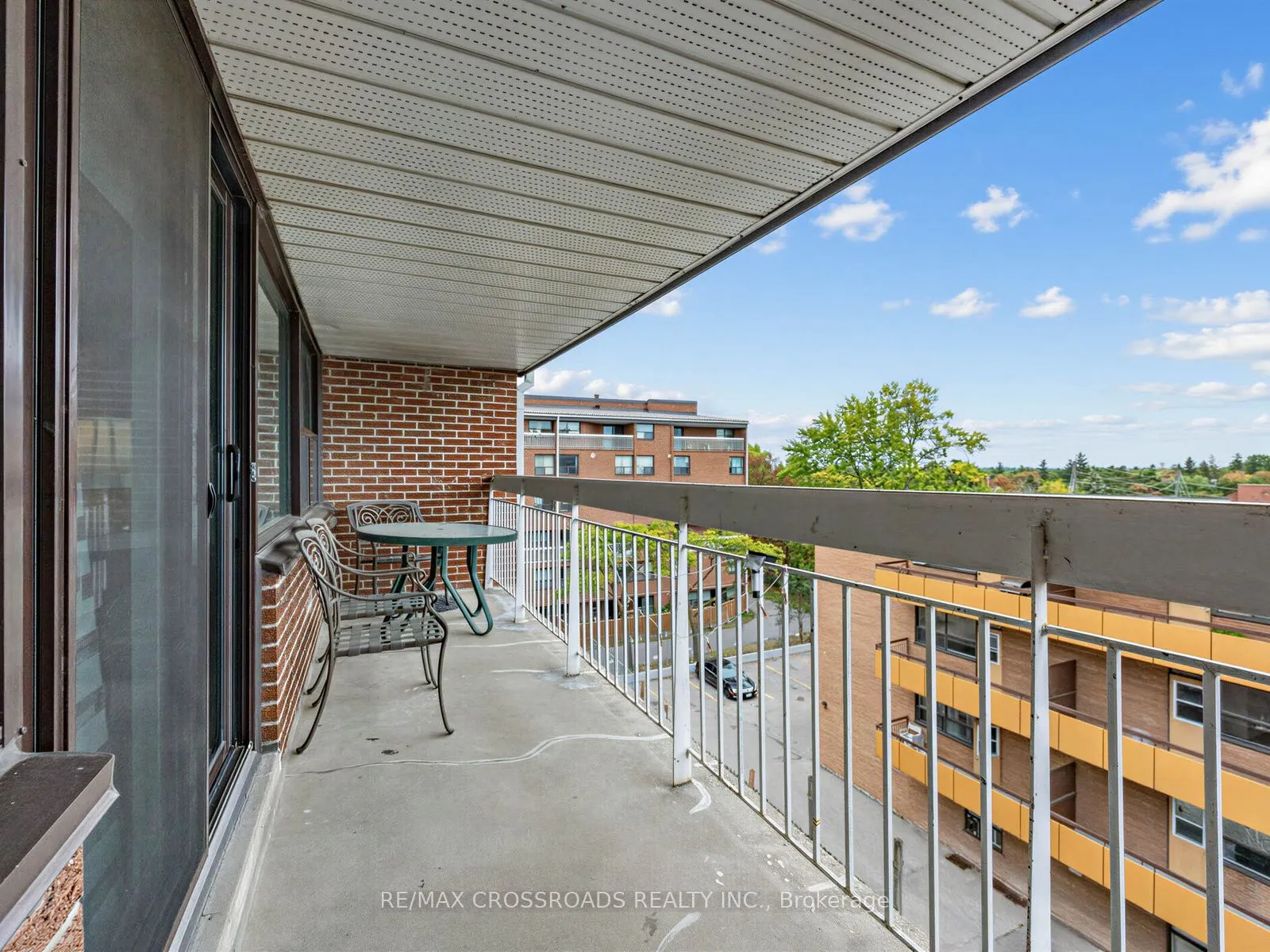4060 Lawrence Avenue E #504