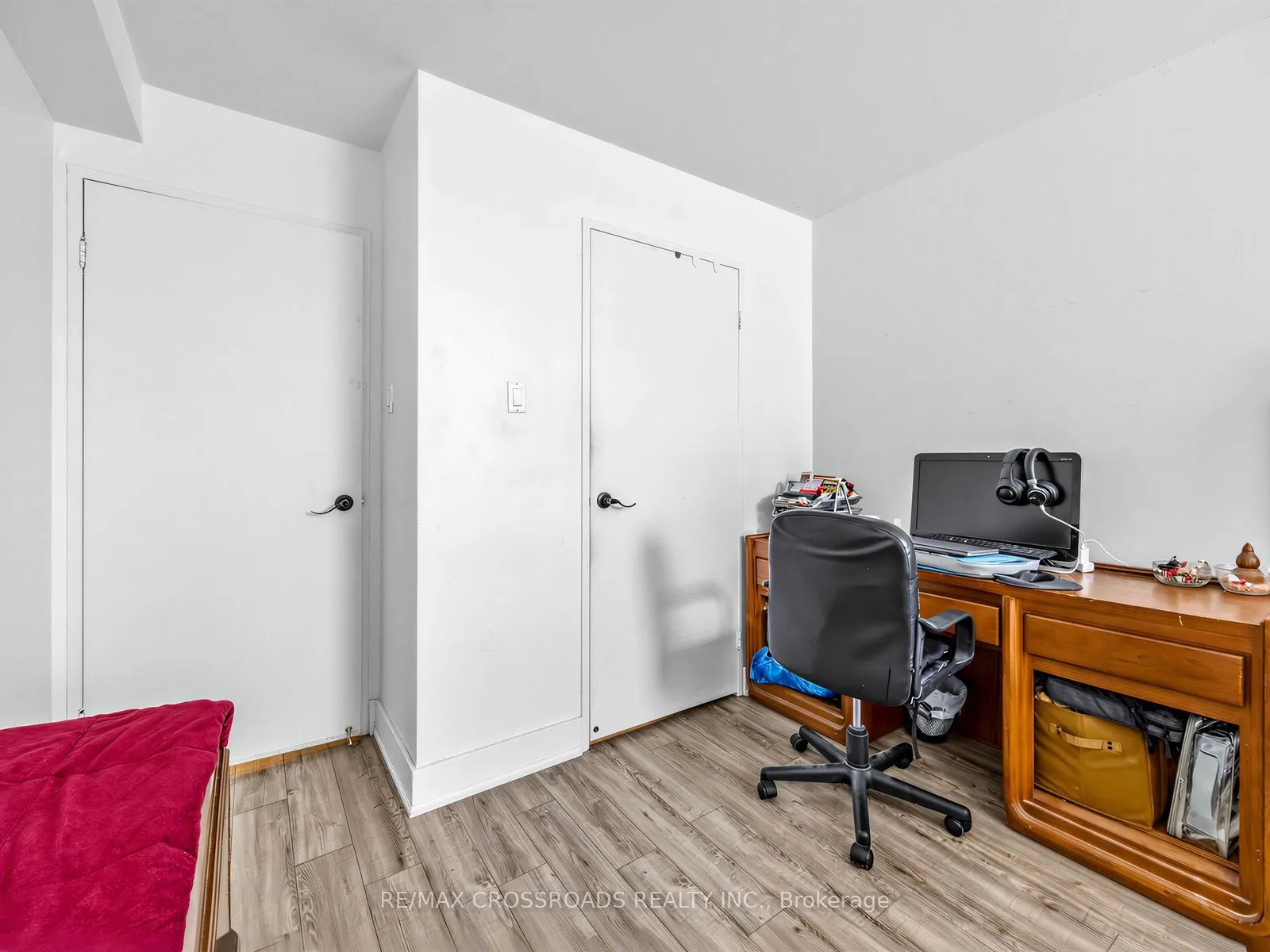 4060 Lawrence Avenue E #504