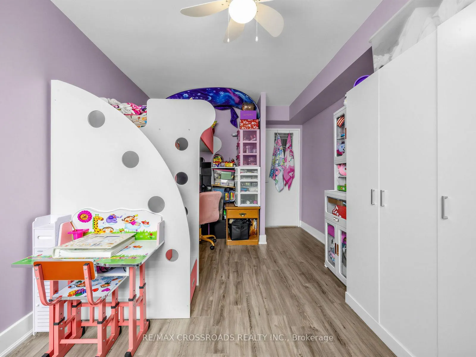 4060 Lawrence Avenue E #504
