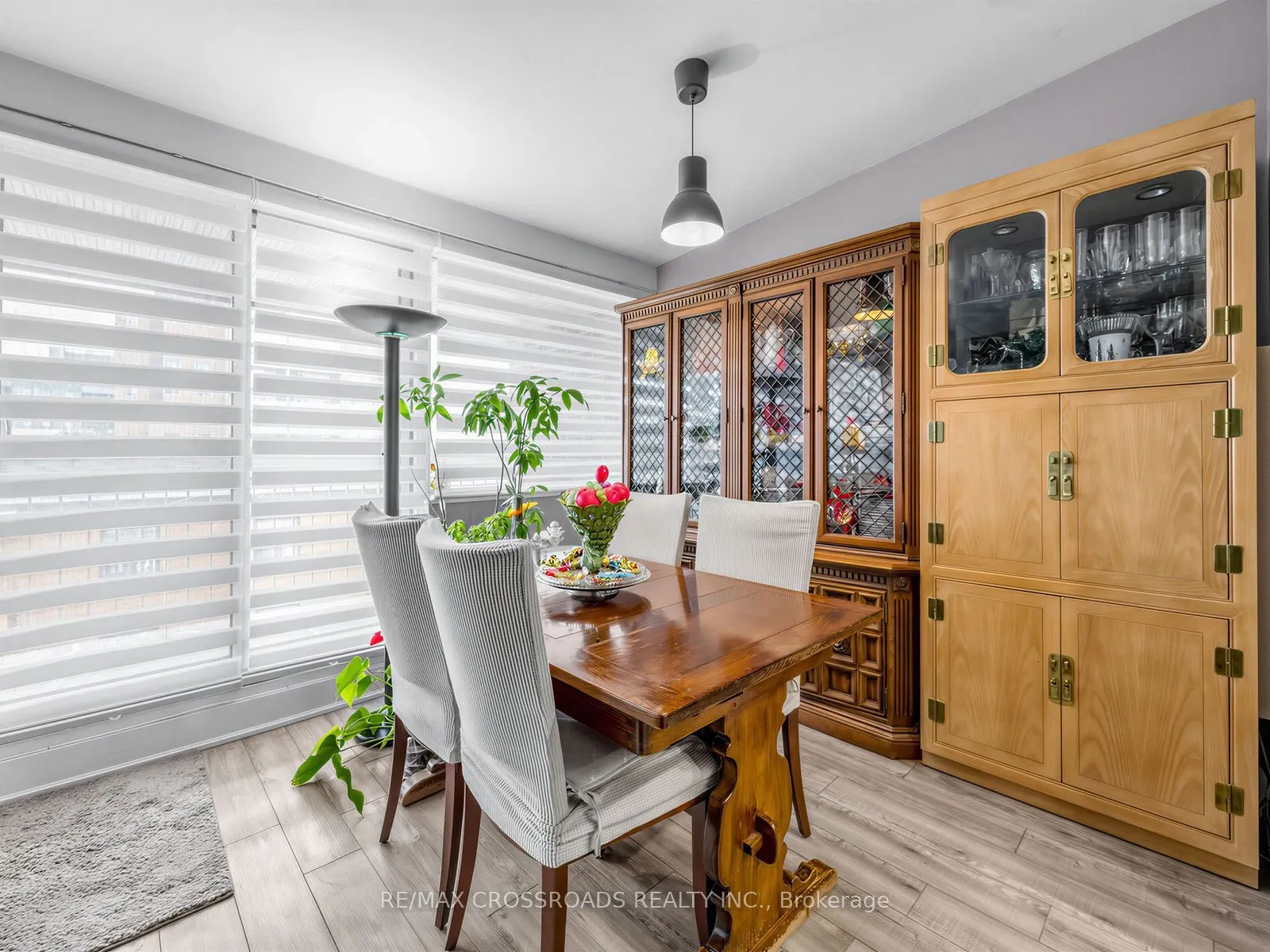 4060 Lawrence Avenue E #504