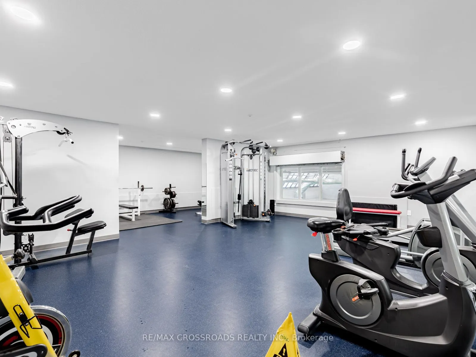 4060 Lawrence Avenue E #504