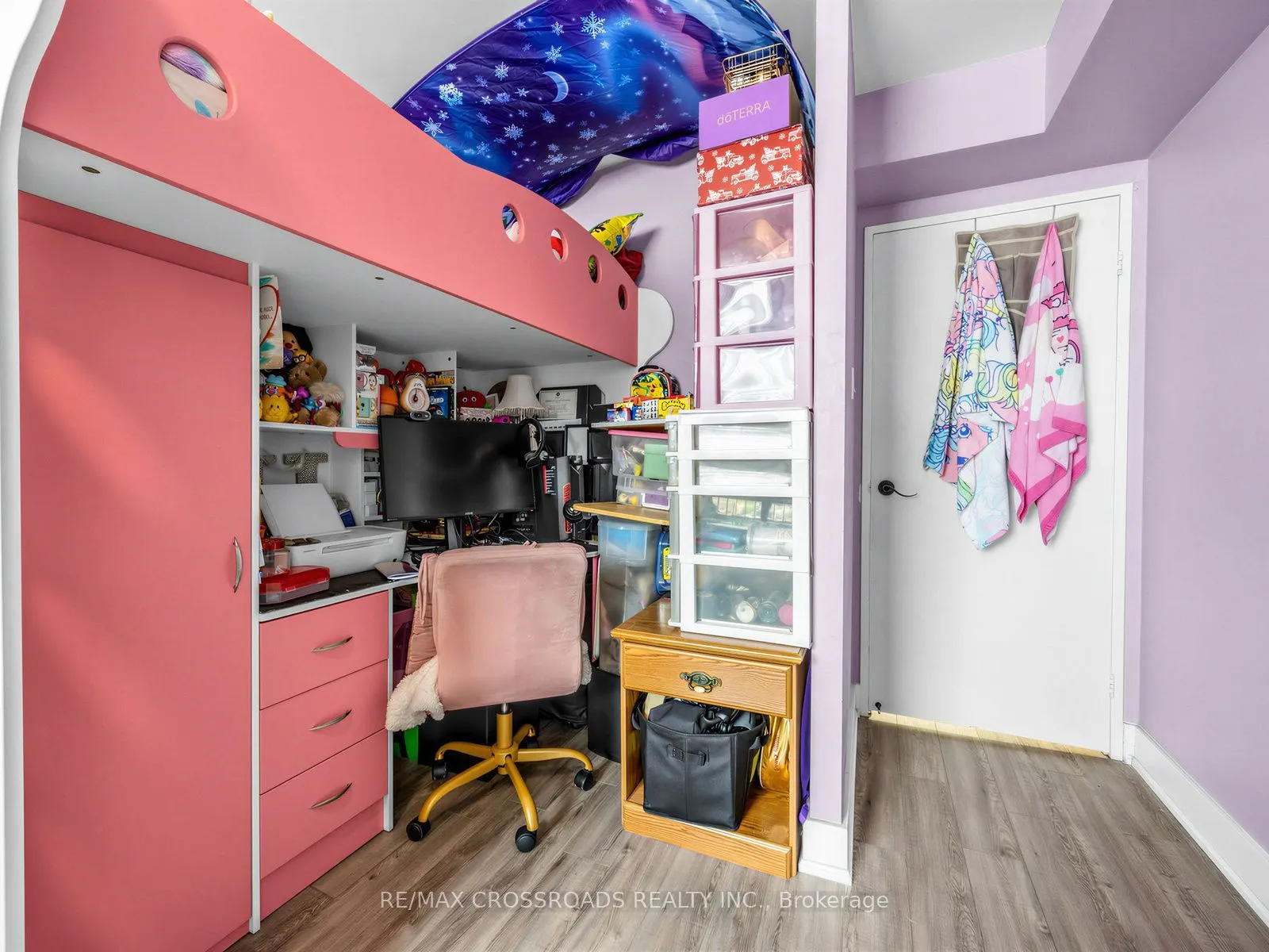 4060 Lawrence Avenue E #504