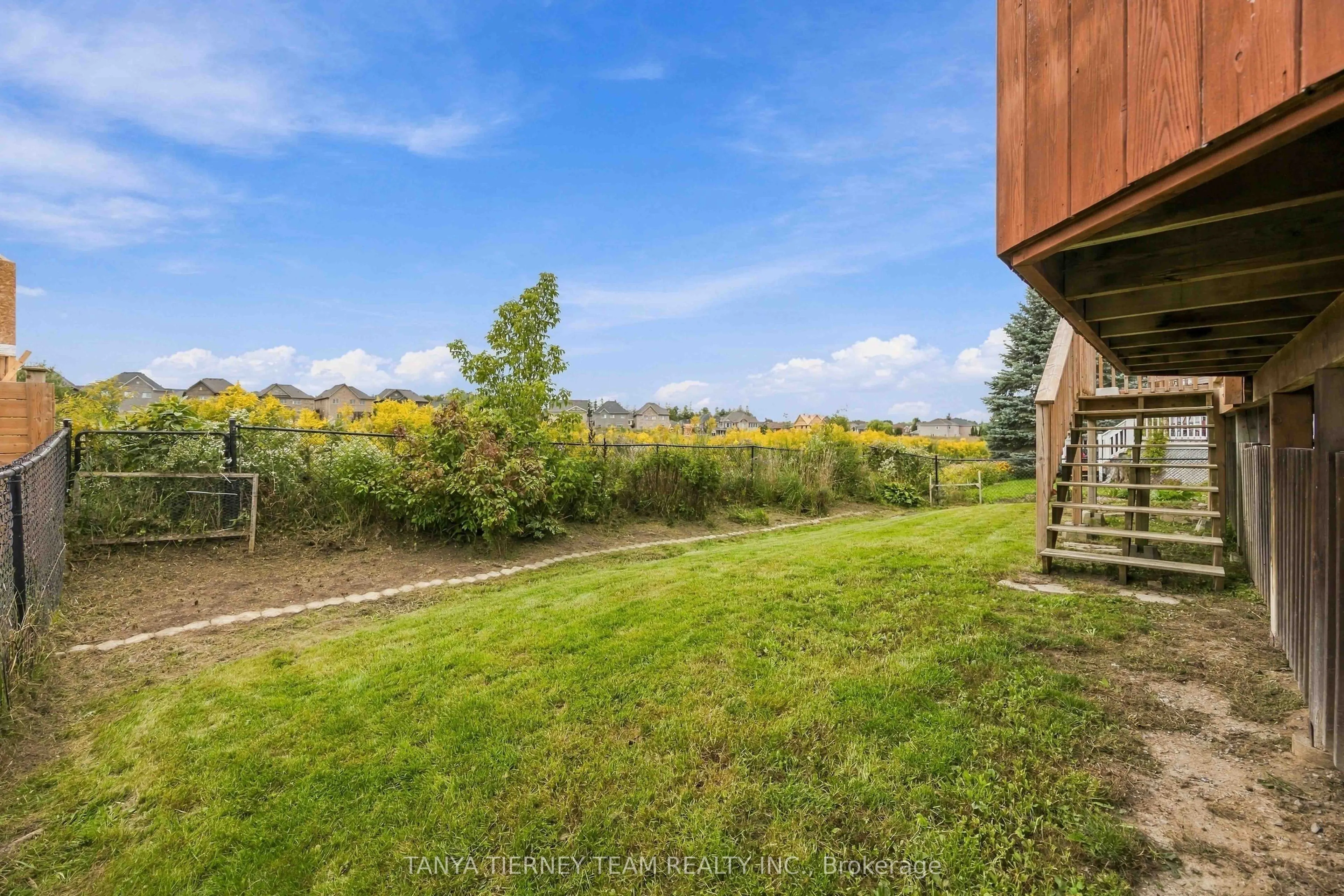28 Perryview Drive