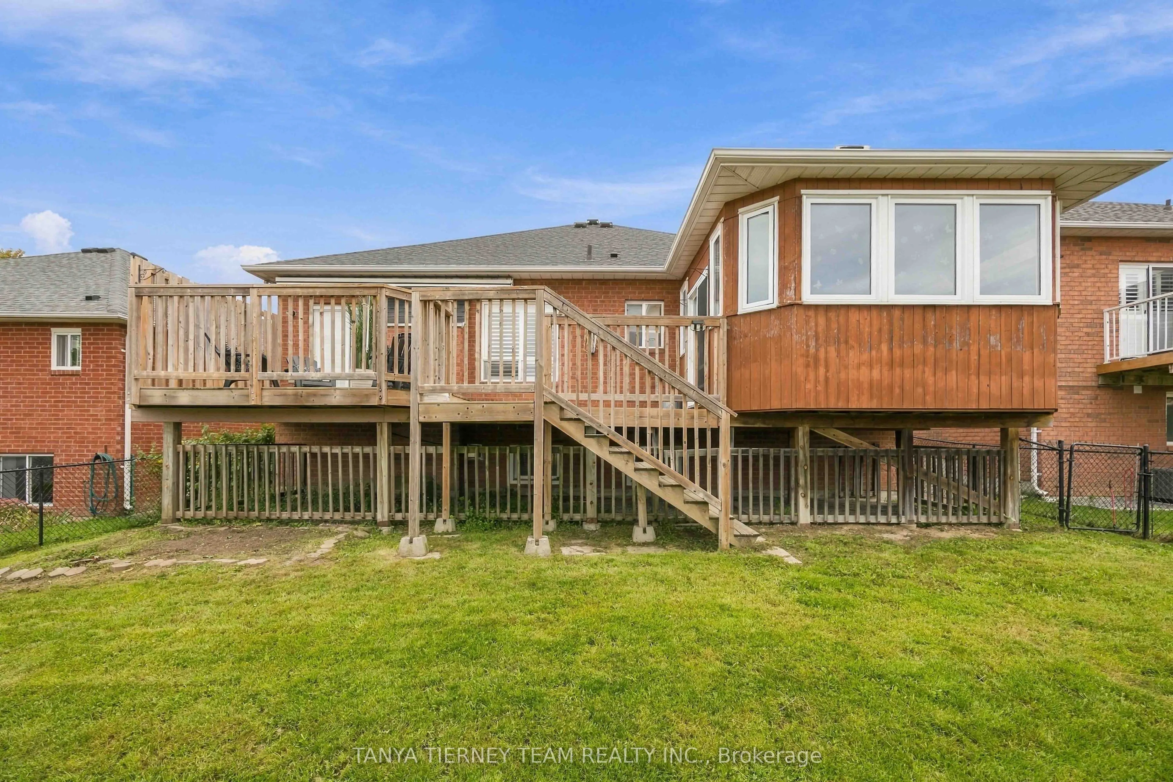28 Perryview Drive