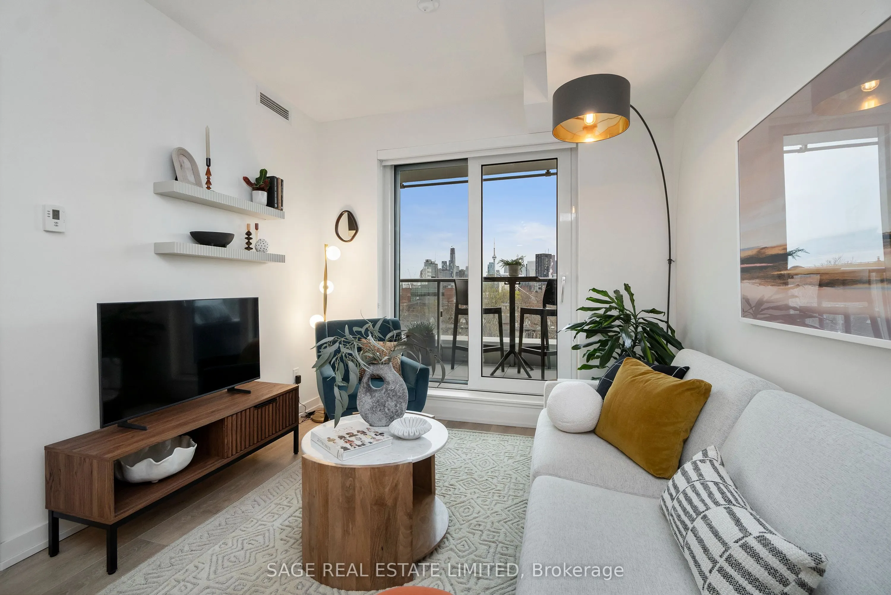 150 Logan Avenue #606