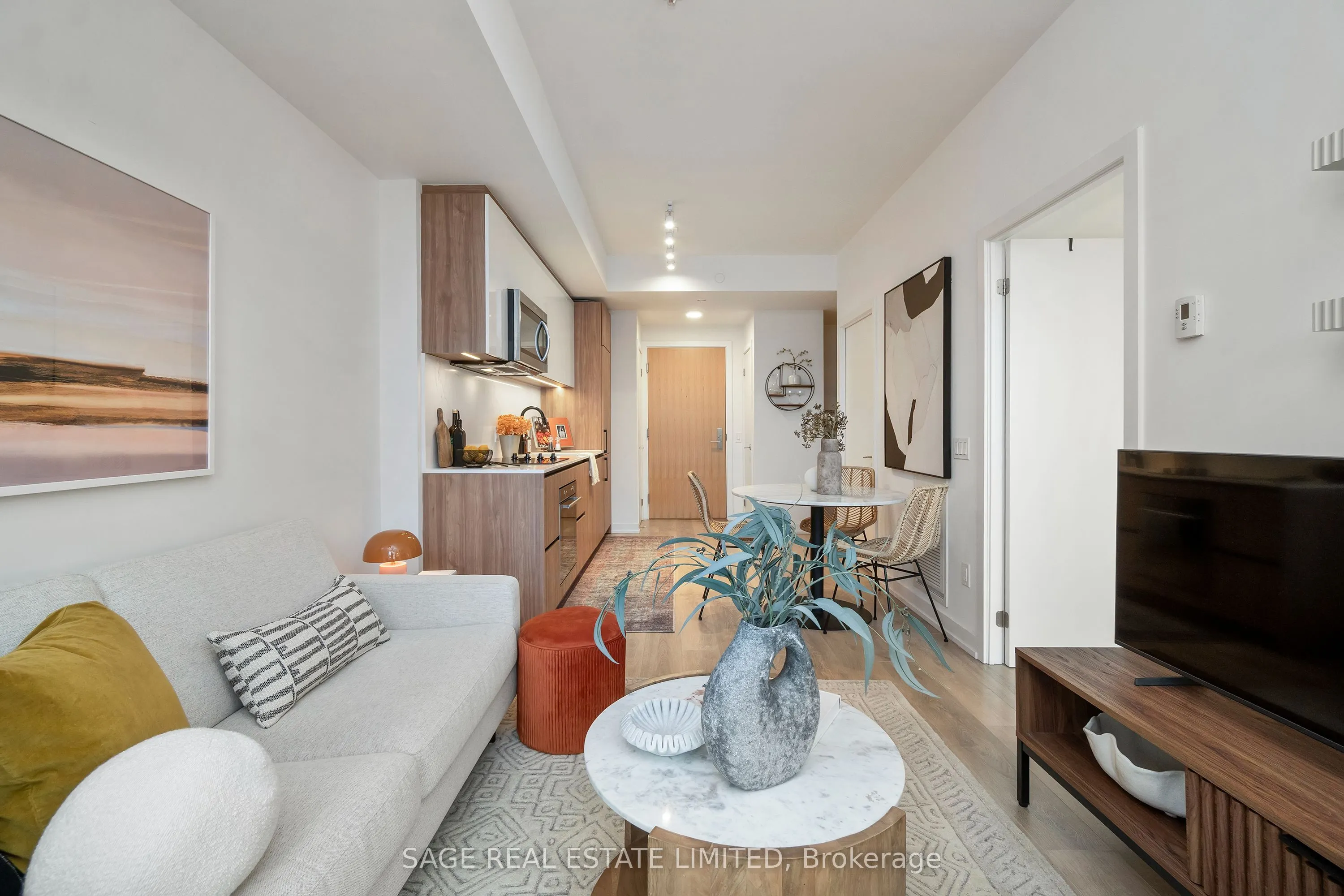 150 Logan Avenue #606