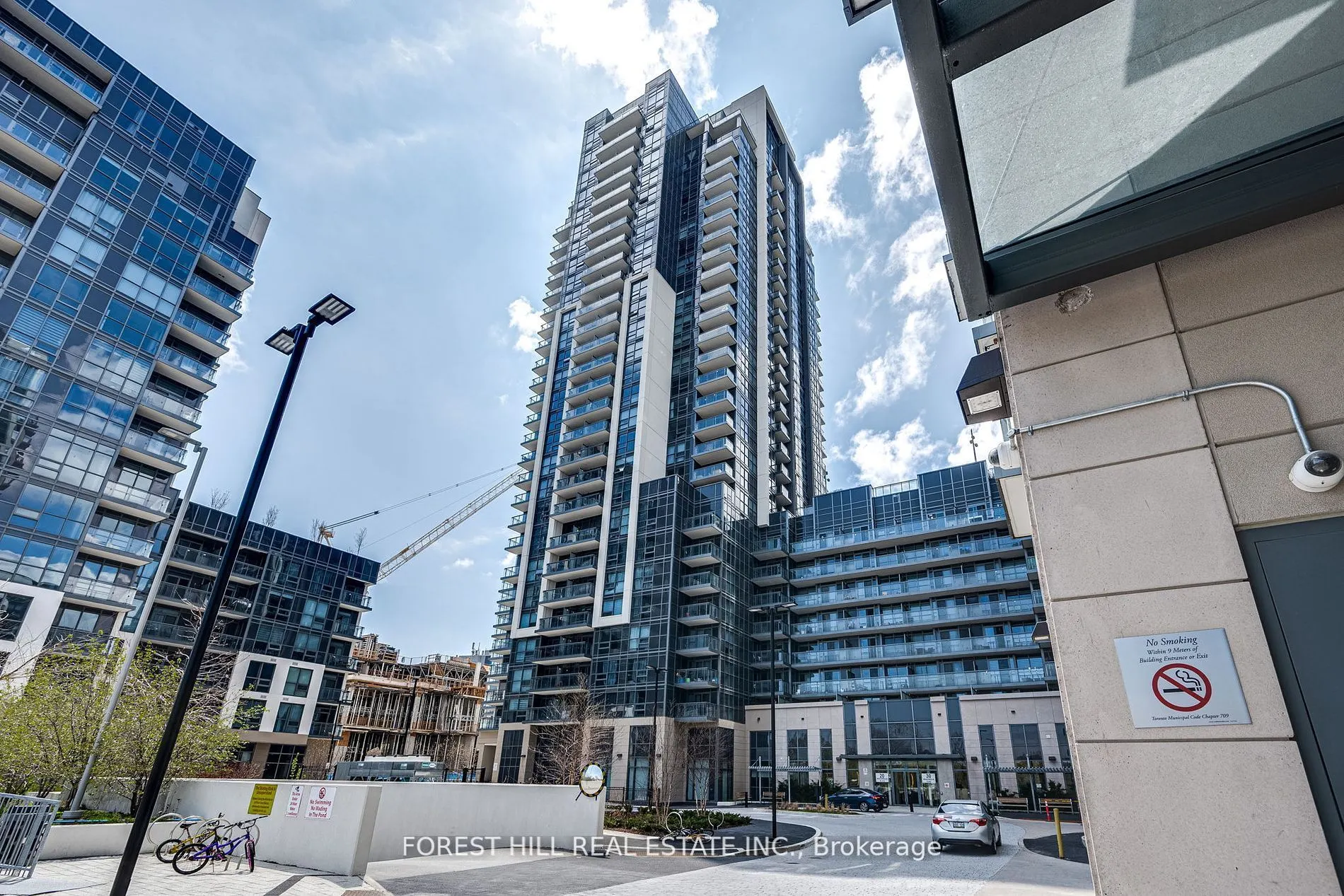 20 Meadowglen Place #826