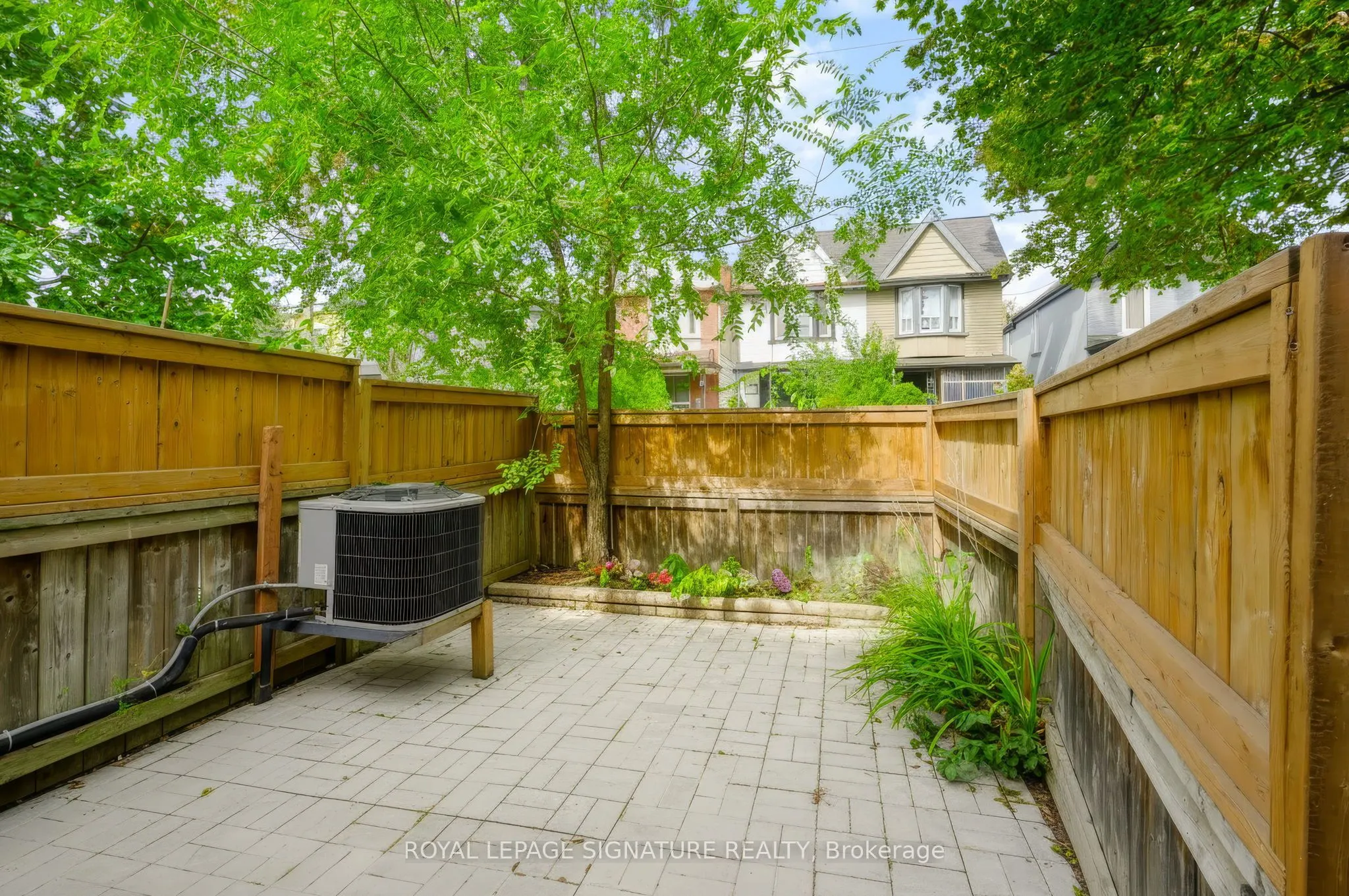 23 Myrtle Avenue