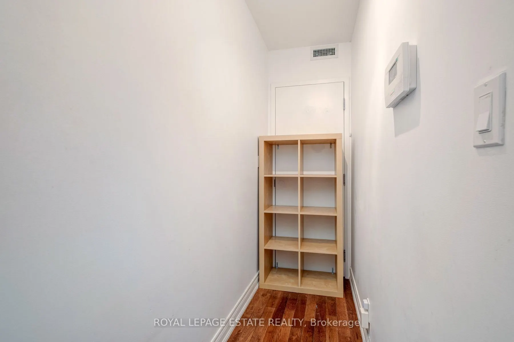 322 Silver Birch Avenue #Upper